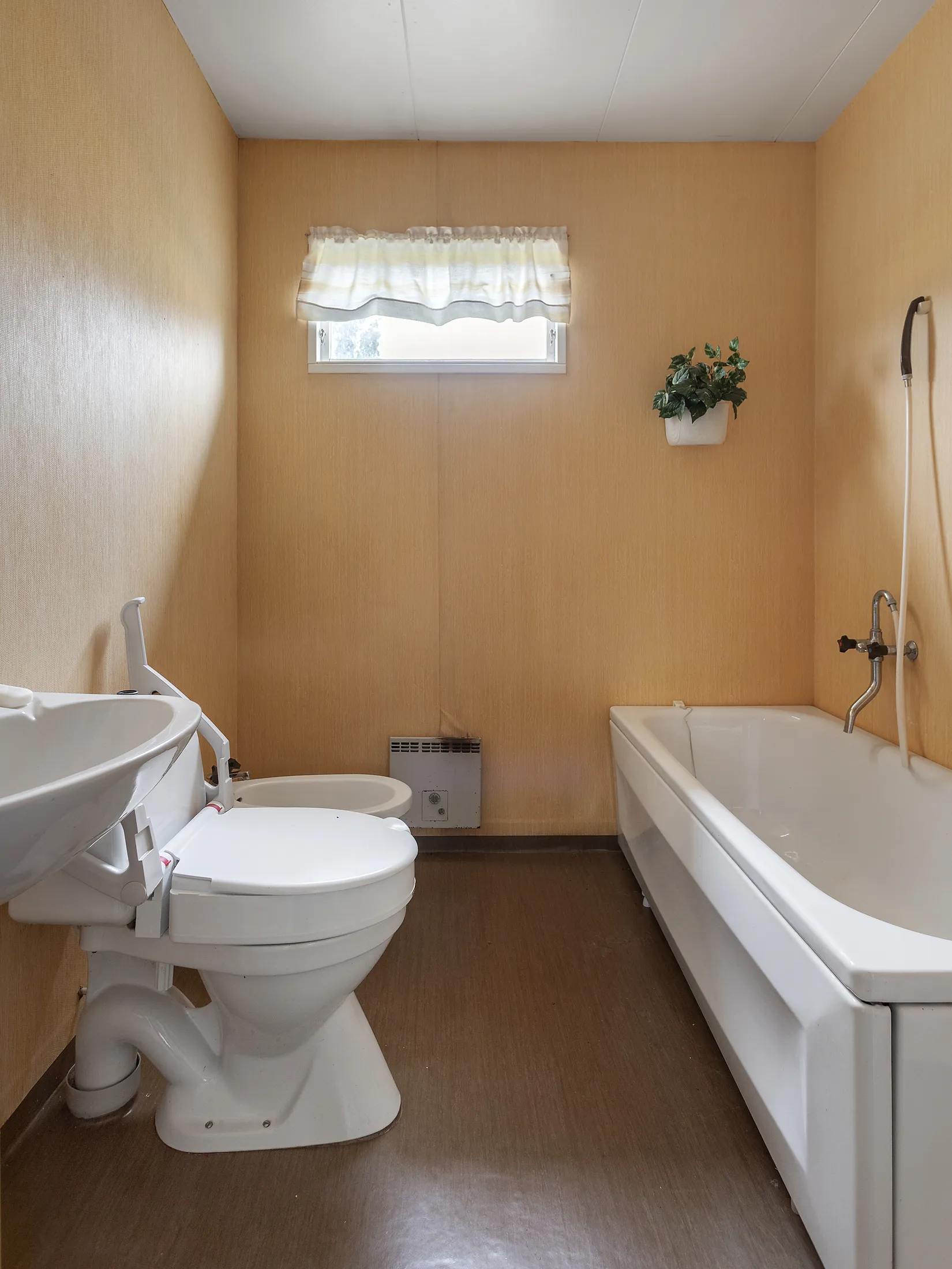 Villa, Radhus, Sparvstigen 40, Halvorstorp, Trollhättan