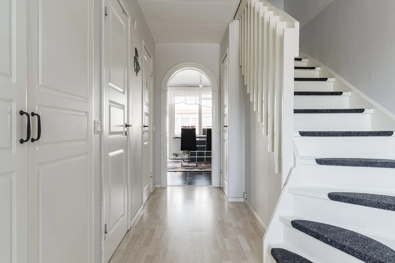 Villa, Radhus, Stångjärnsgatan 77, Bäckby, Västerås