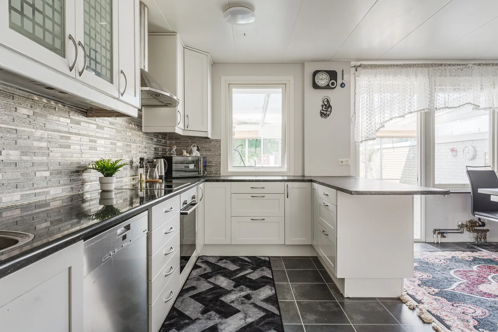 Villa, Radhus, Stångjärnsgatan 77, Bäckby, Västerås