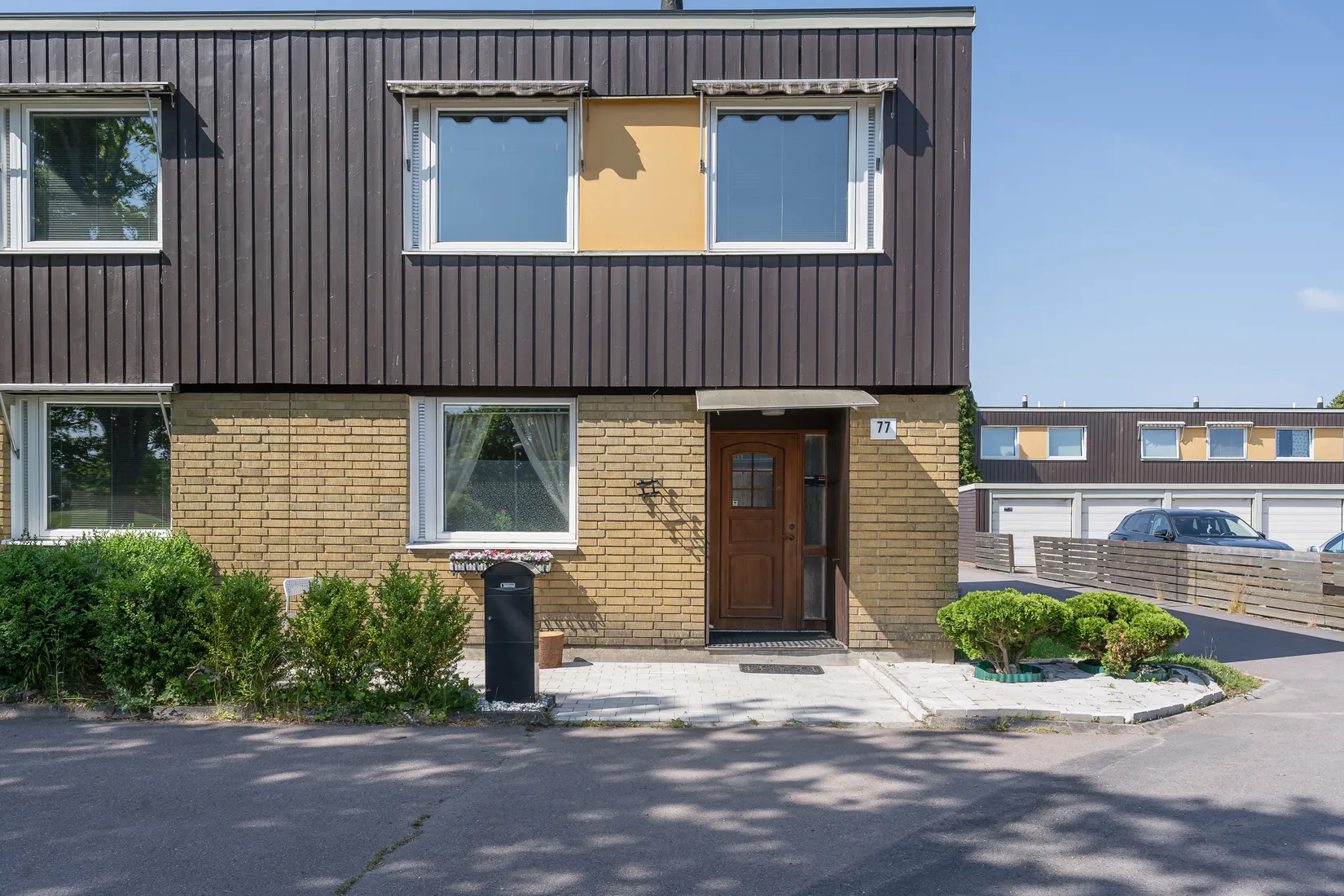 Villa, Radhus, Stångjärnsgatan 77, Bäckby, Västerås