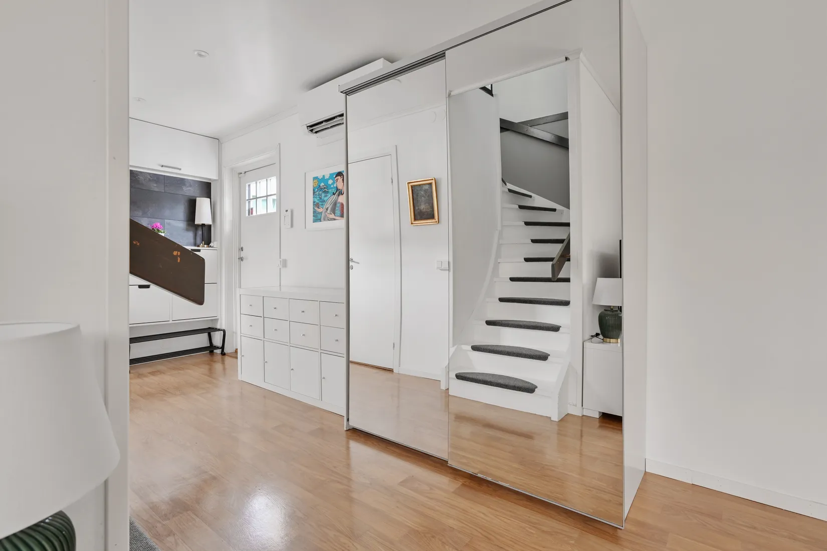 Radhus, Fruängsvägen 68, Odenslunda, Upplands Väsby