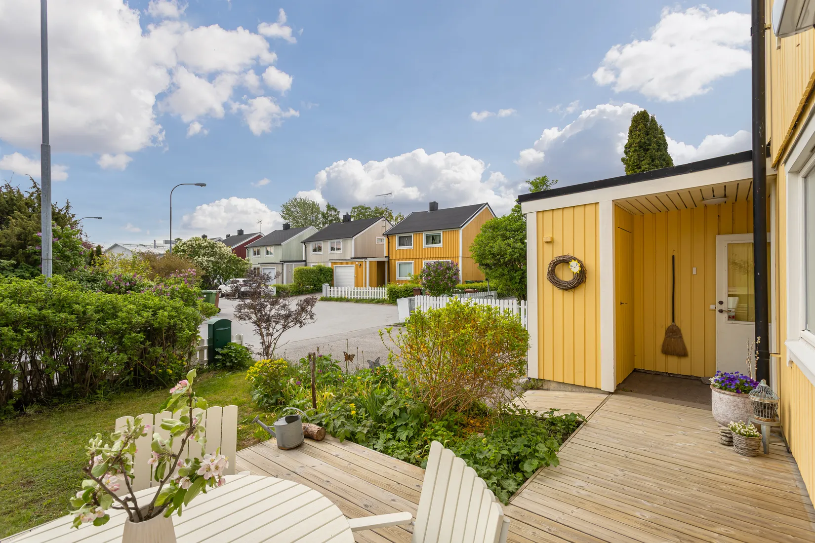 Villa, Radhus, Alströmervägen 33, Fågelsången, Sollentuna