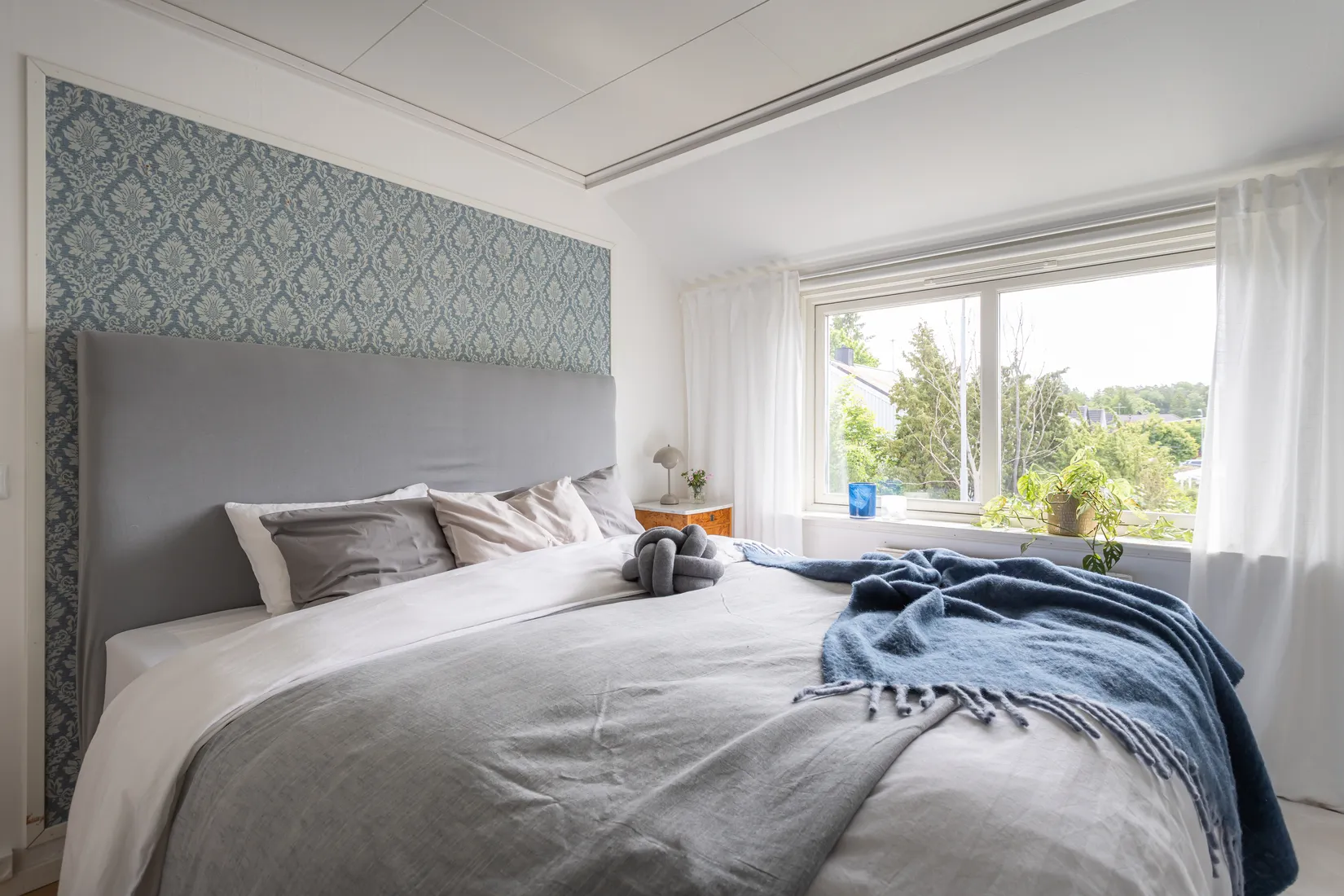 Villa, Radhus, Alströmervägen 33, Fågelsången, Sollentuna