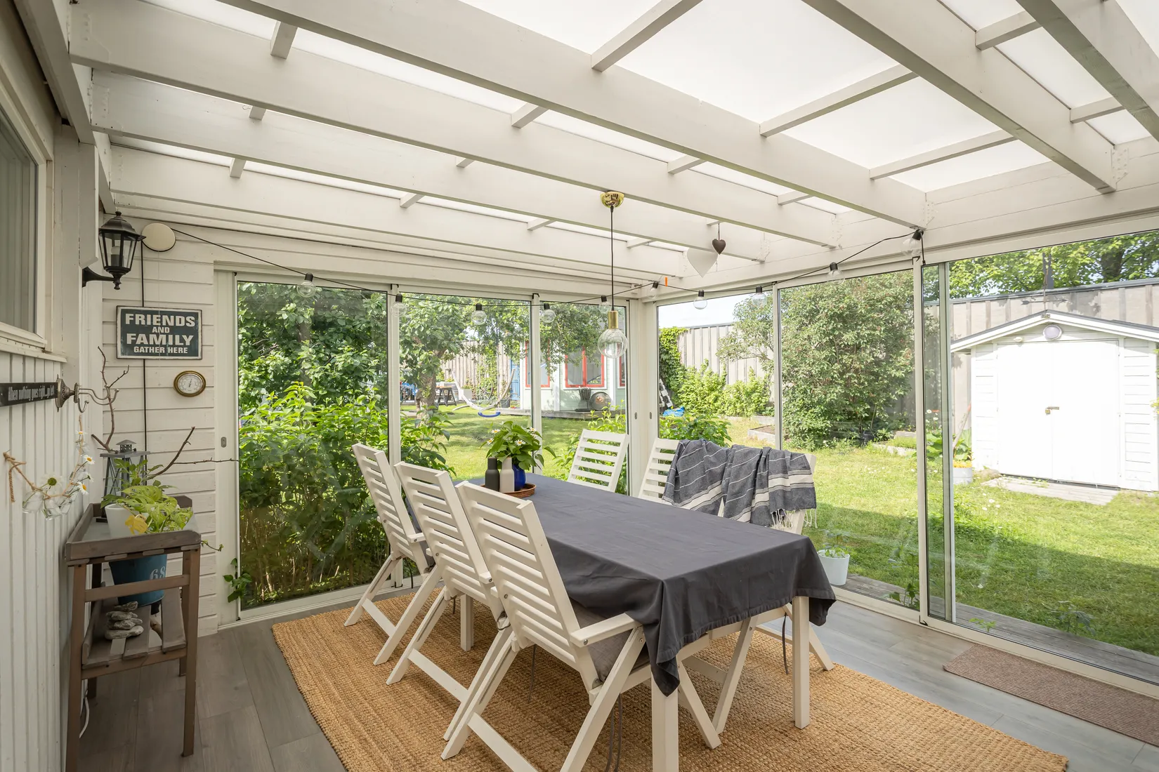Villa, Radhus, Alströmervägen 33, Fågelsången, Sollentuna