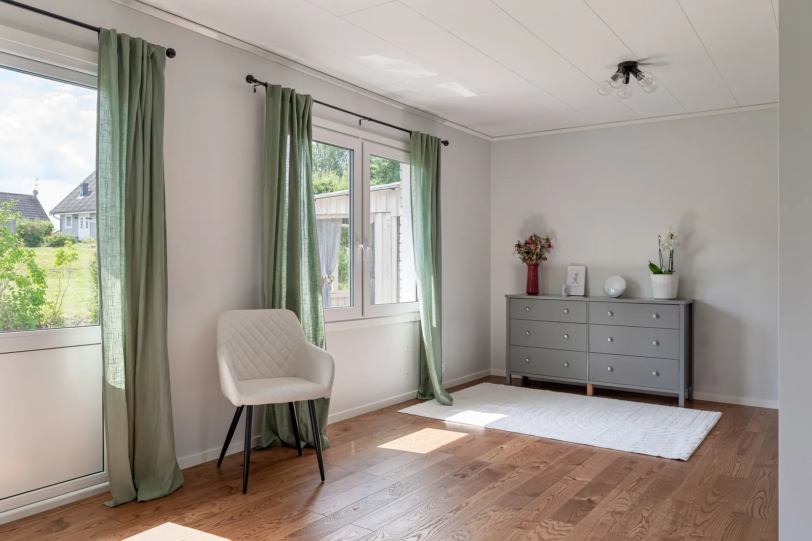 Villa, Korsbacksvägen 15, Björnlunda tätort, Gnesta