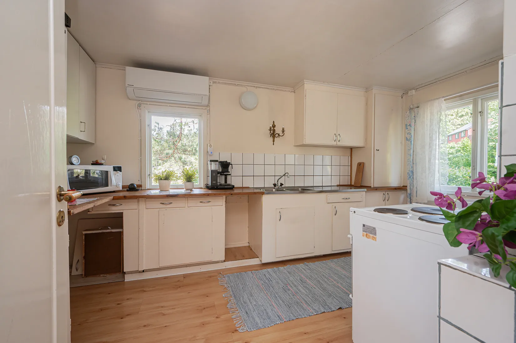 Villa, Rörsångarvägen 10, Vidja, Huddinge
