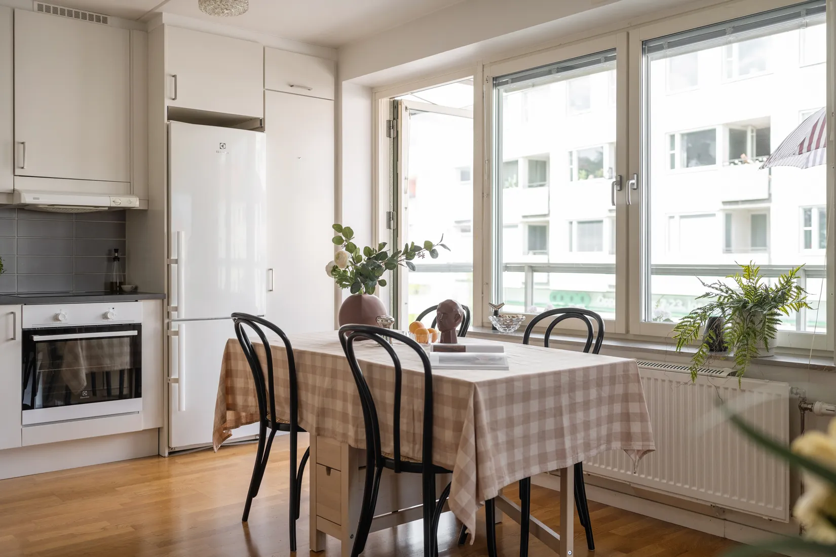 Bostadsrätt, Svandammsvägen 17B, Midsommarkransen, Stockholm
