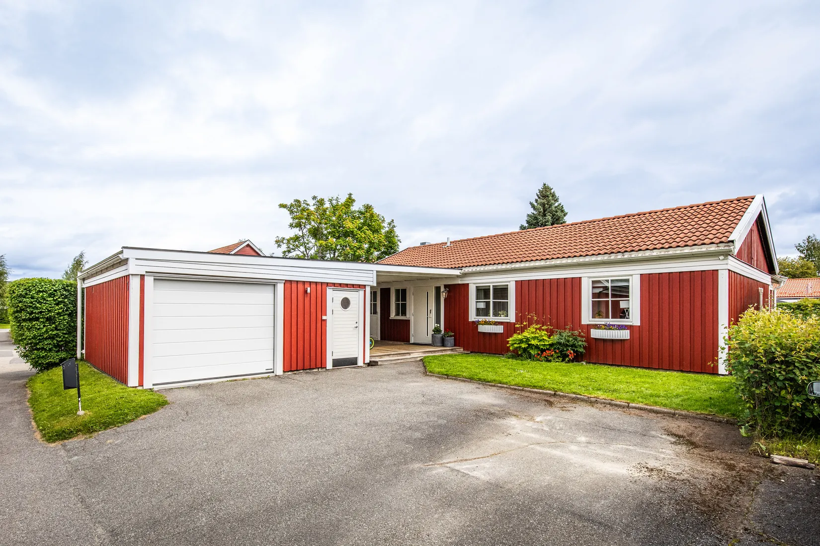 Villa, Smultronvägen 3, Odensala, Östersund