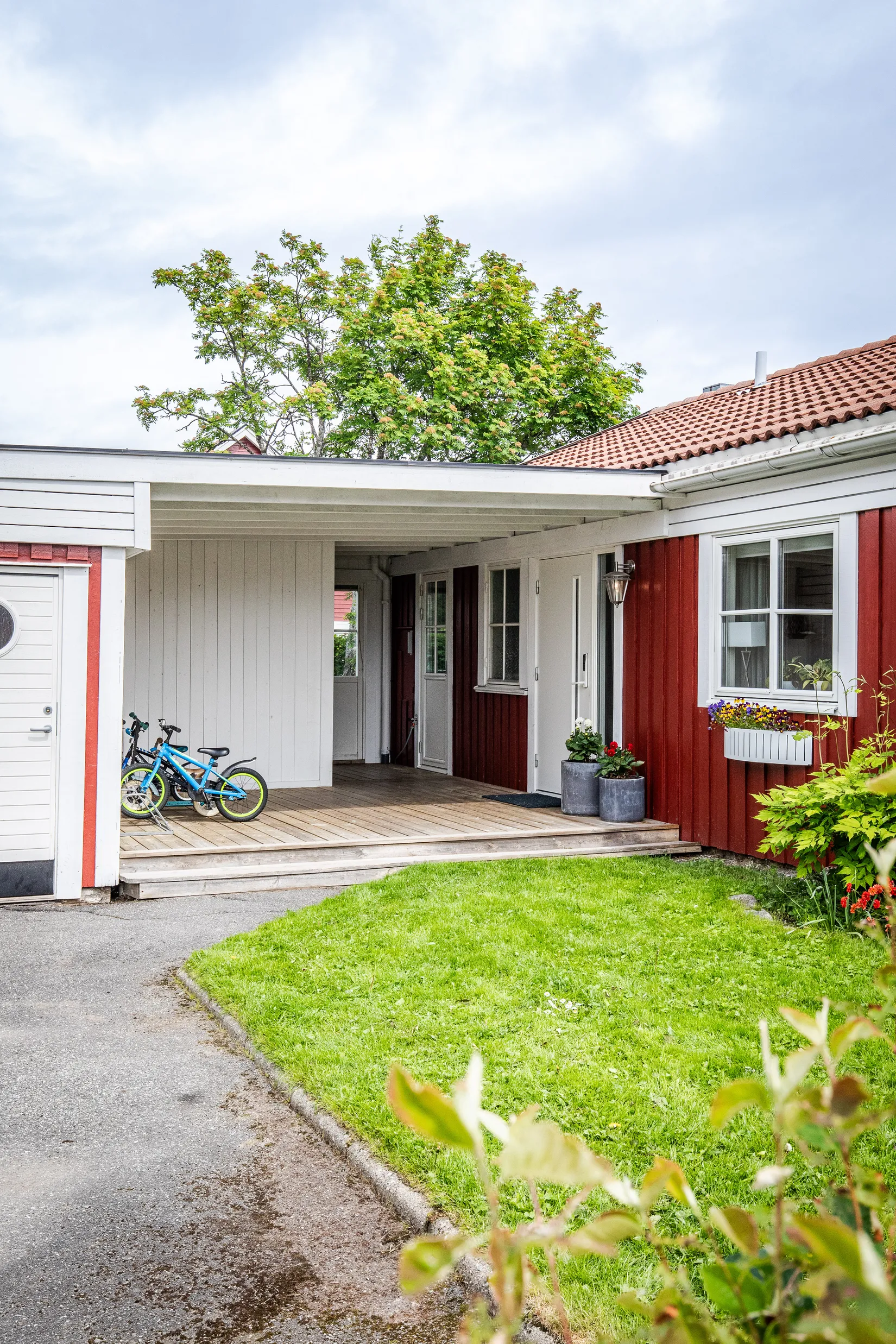 Villa, Smultronvägen 3, Odensala, Östersund