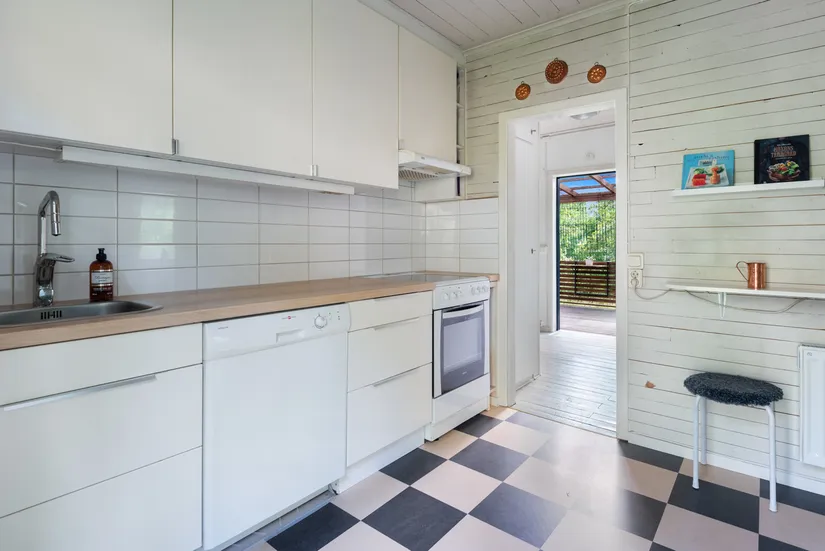 Fritidshus, Svarttjärnsvägen 5, Ingarö Enkärret, Värmdö