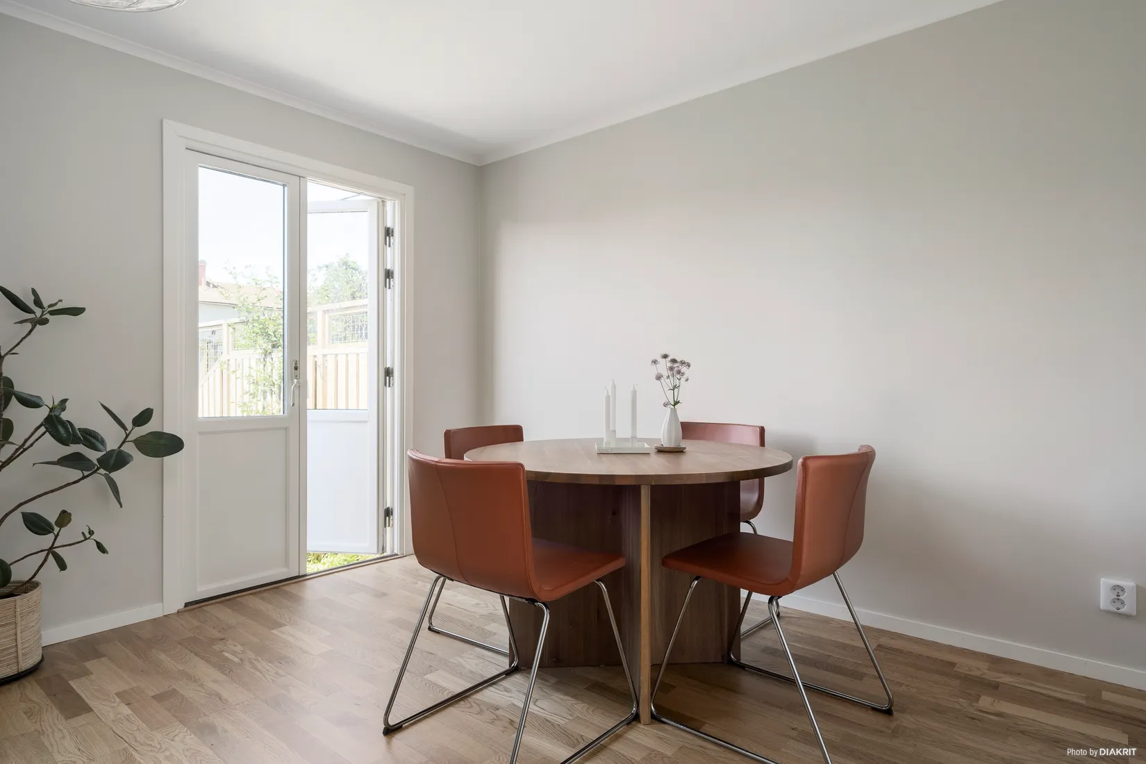 Bostadsrätt, Radhus, Lyckhemsgatan 8C, Fredriksberg, Vänersborg
