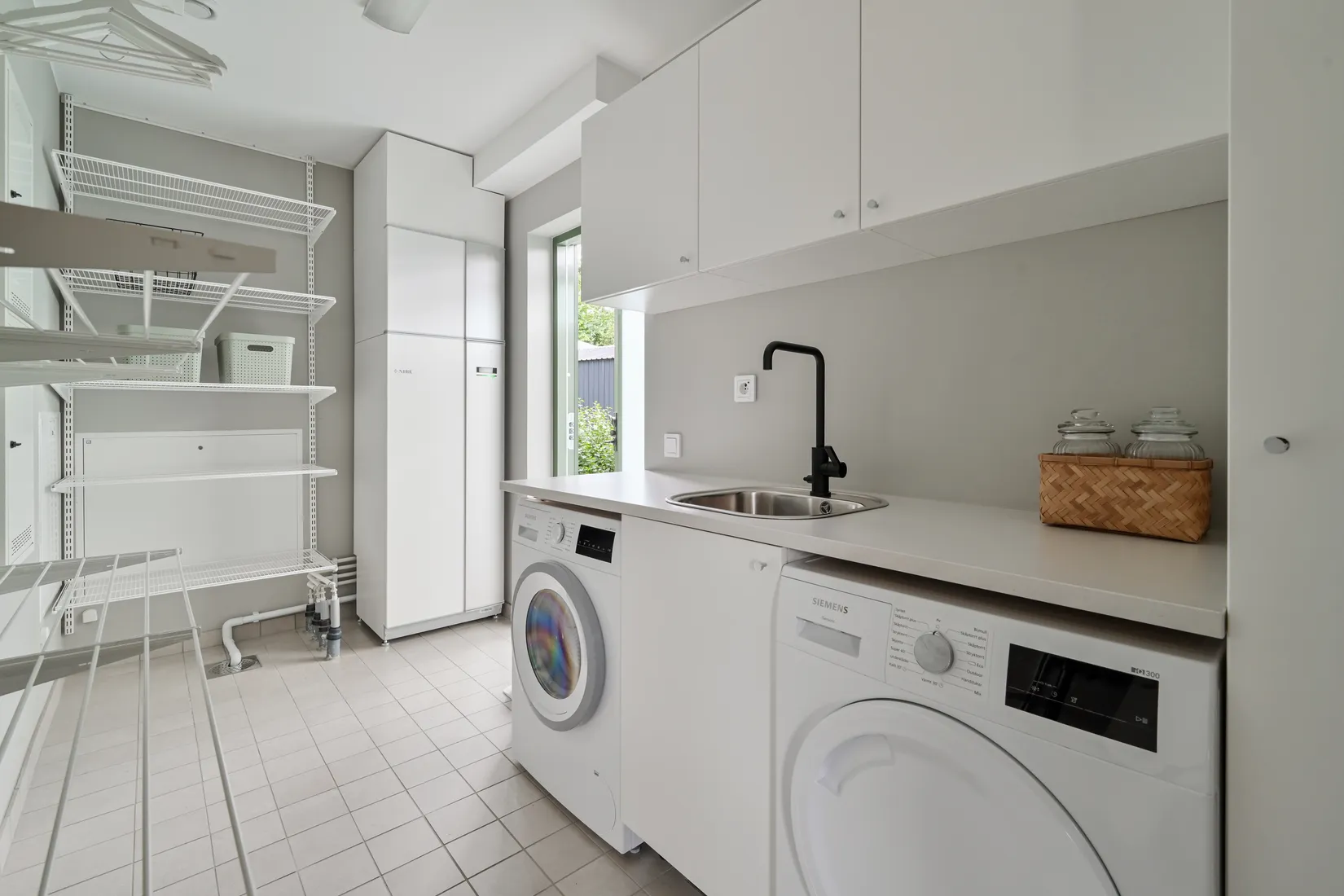 Villa, Årtaslingan 5, Wijk Oppgård, Upplands Väsby