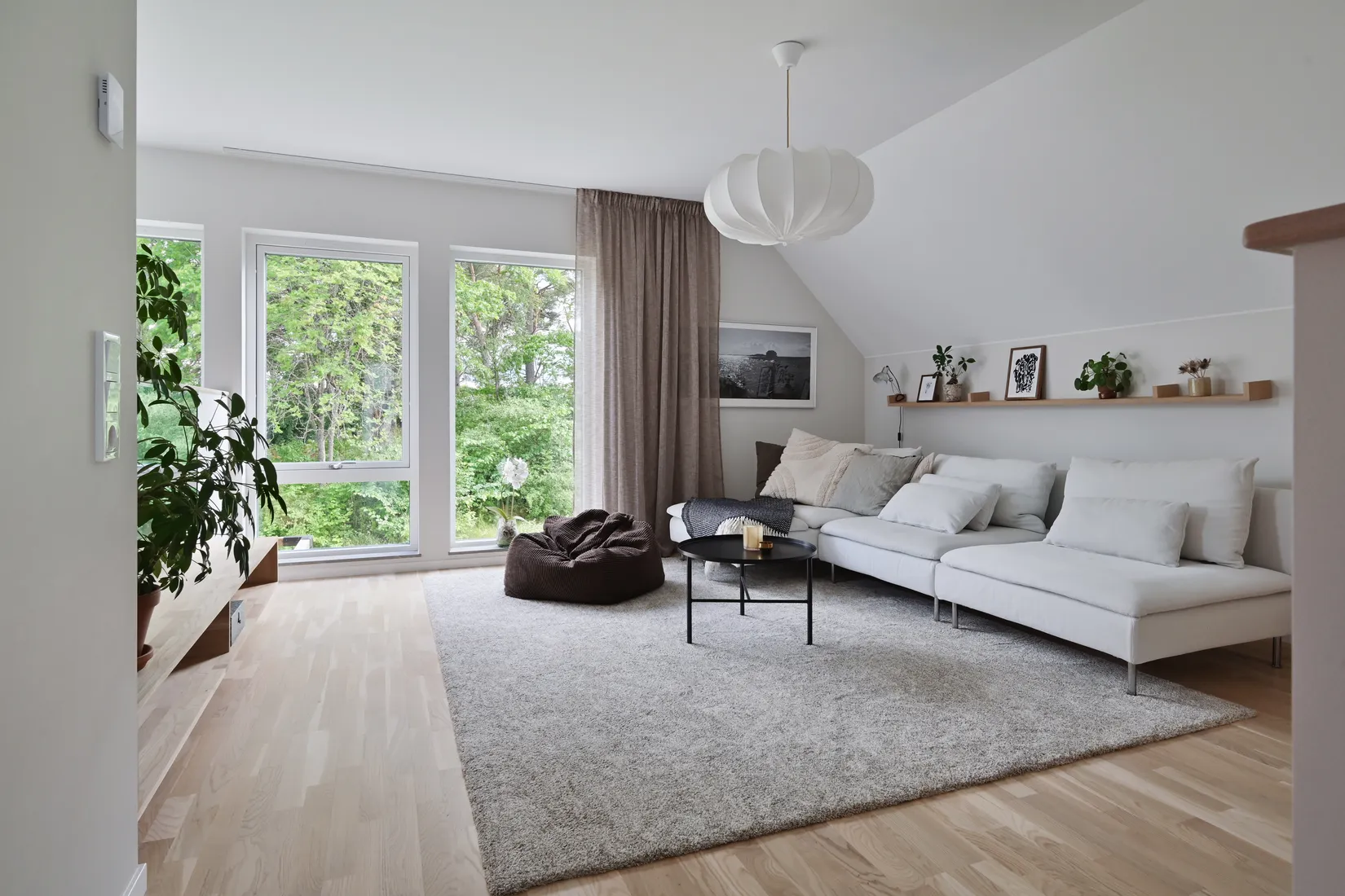 Villa, Årtaslingan 5, Wijk Oppgård, Upplands Väsby