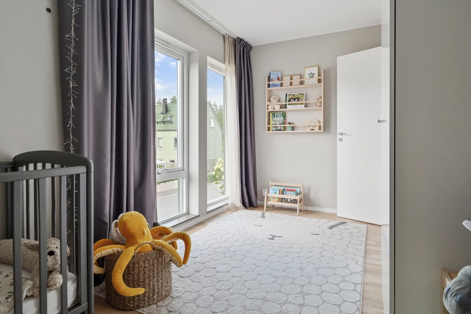 Villa, Årtaslingan 5, Wijk Oppgård, Upplands Väsby