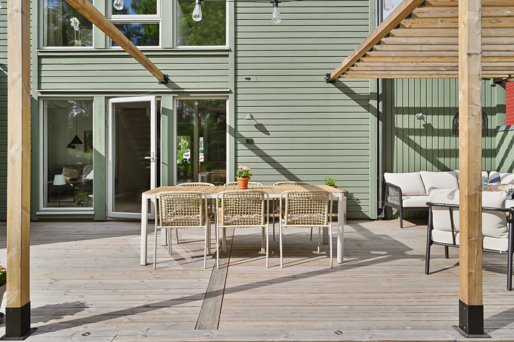 Villa, Årtaslingan 5, Wijk Oppgård, Upplands Väsby