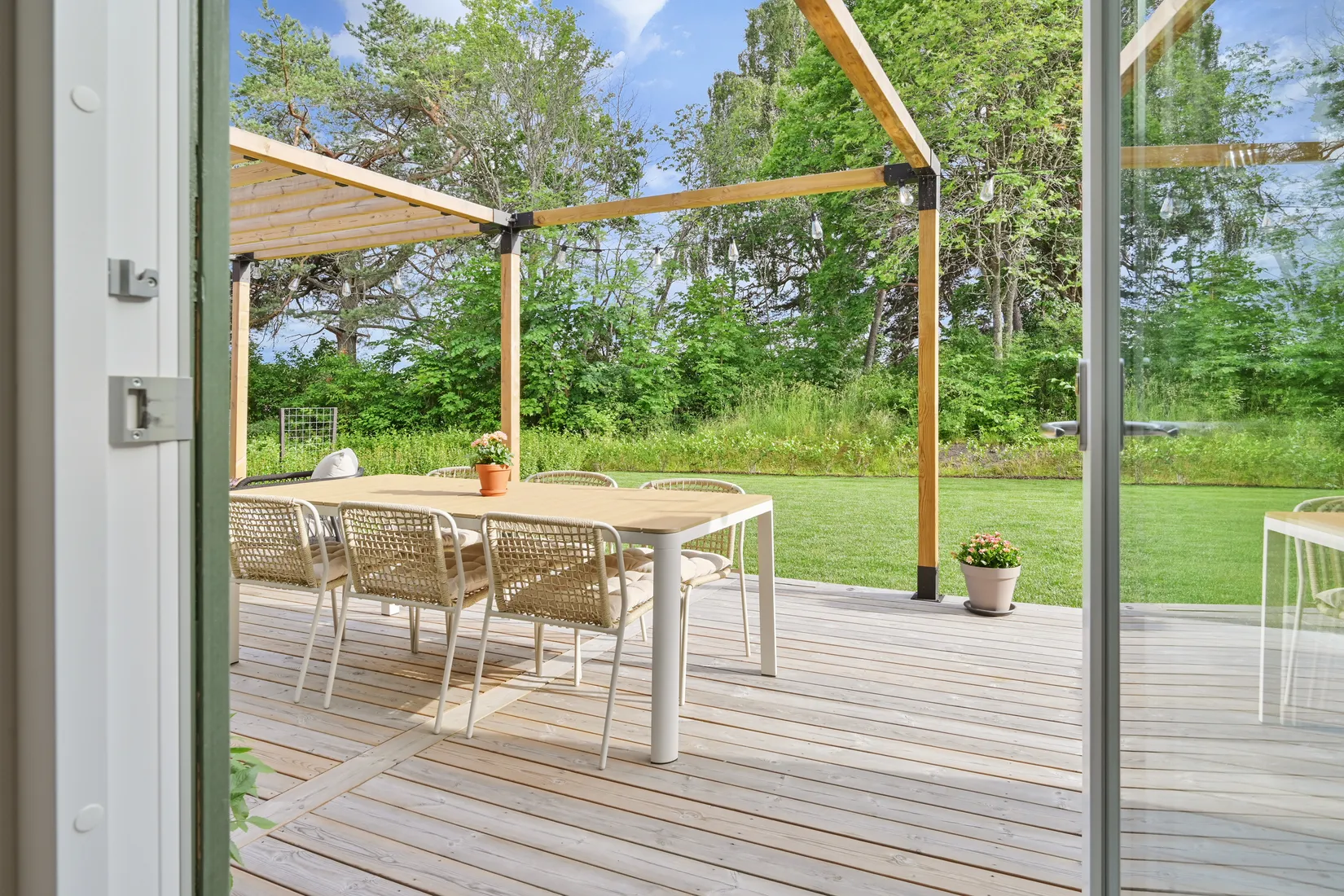Villa, Årtaslingan 5, Wijk Oppgård, Upplands Väsby