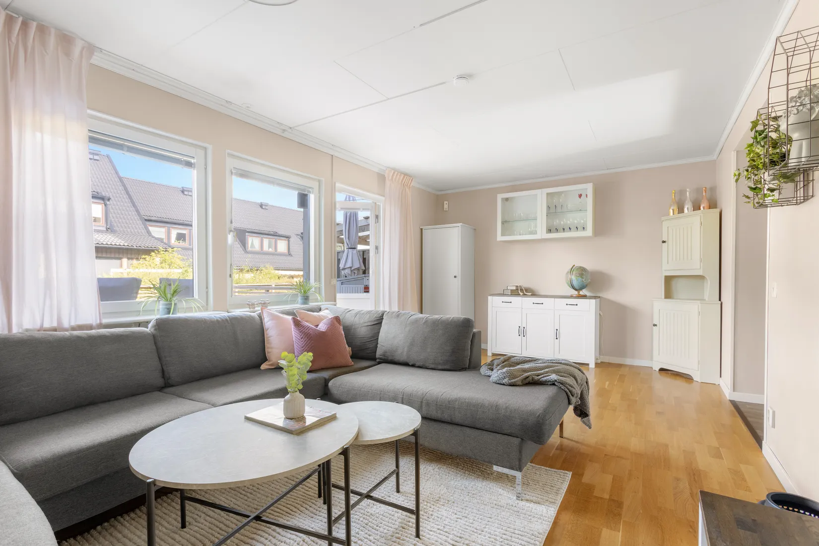 Radhus, Stora björnens gränd 63, Skälby, Järfälla