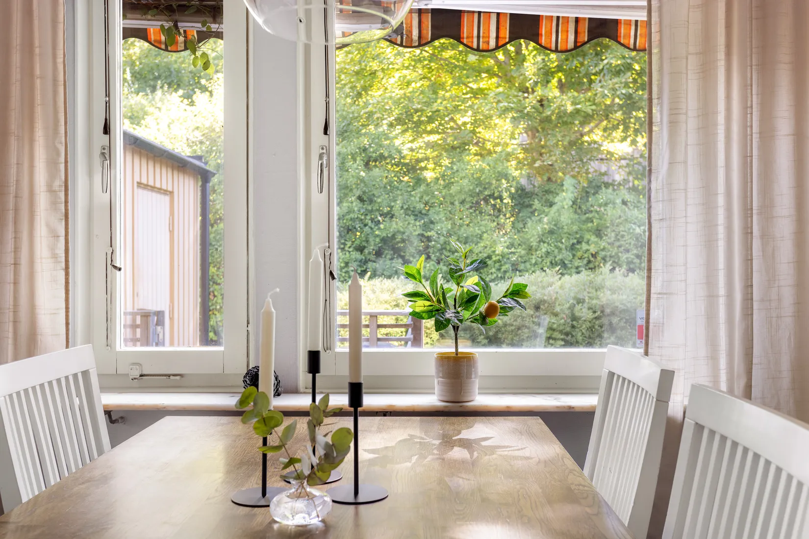 Radhus, Stora björnens gränd 63, Skälby, Järfälla