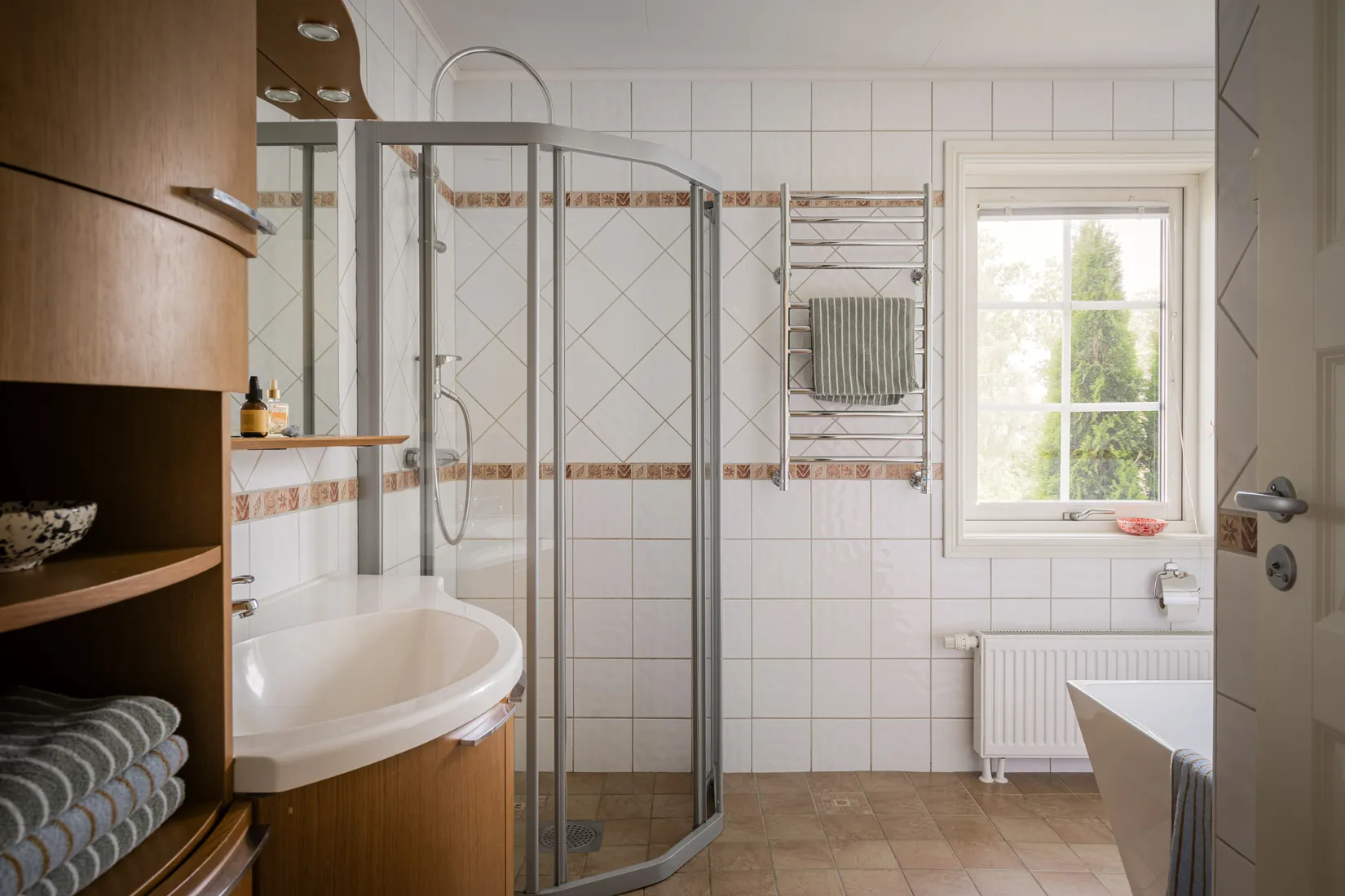 Bostadsrätt, Radhus, Stavsjövägen 60B, Örby, Stockholm
