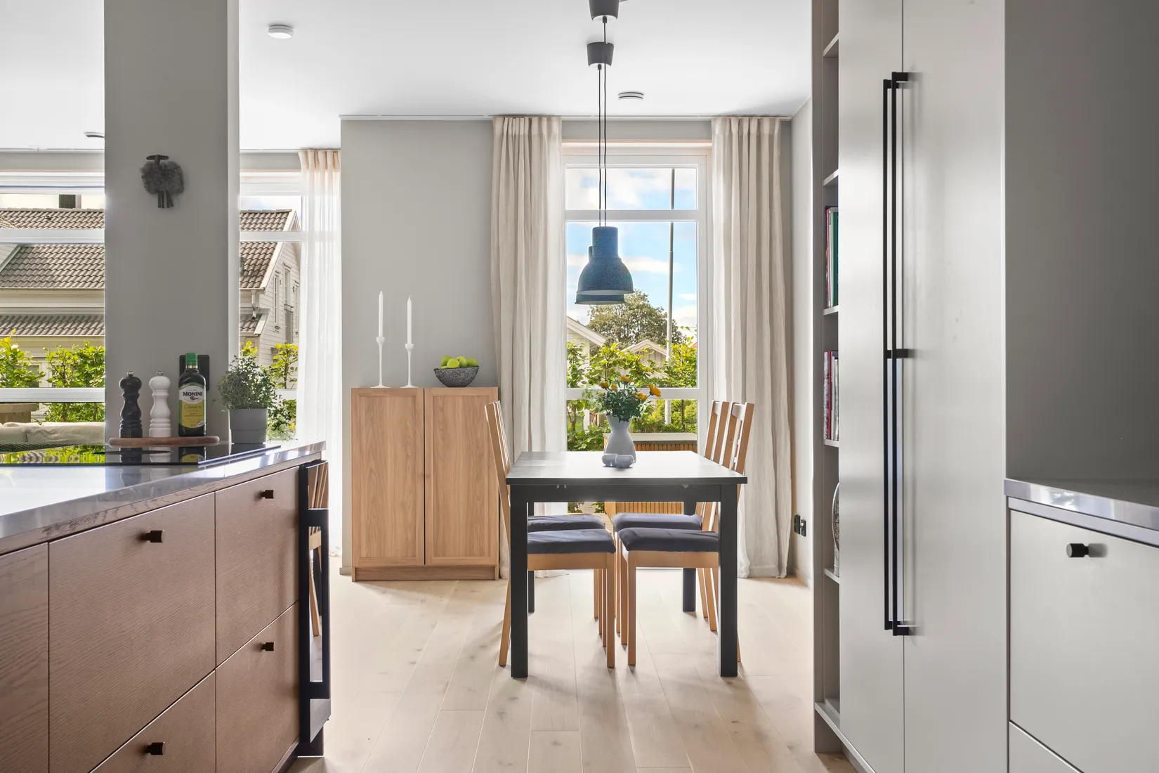 Villa, Radhus, Kyrkogårdsvägen 5E, Oskarsdal, Varberg