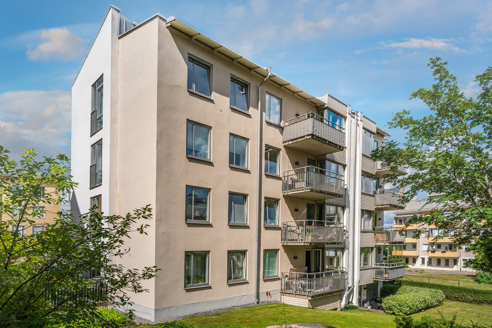 Bostadsrätt, Bergavägen 74, Åkersberga Centralt, Österåker