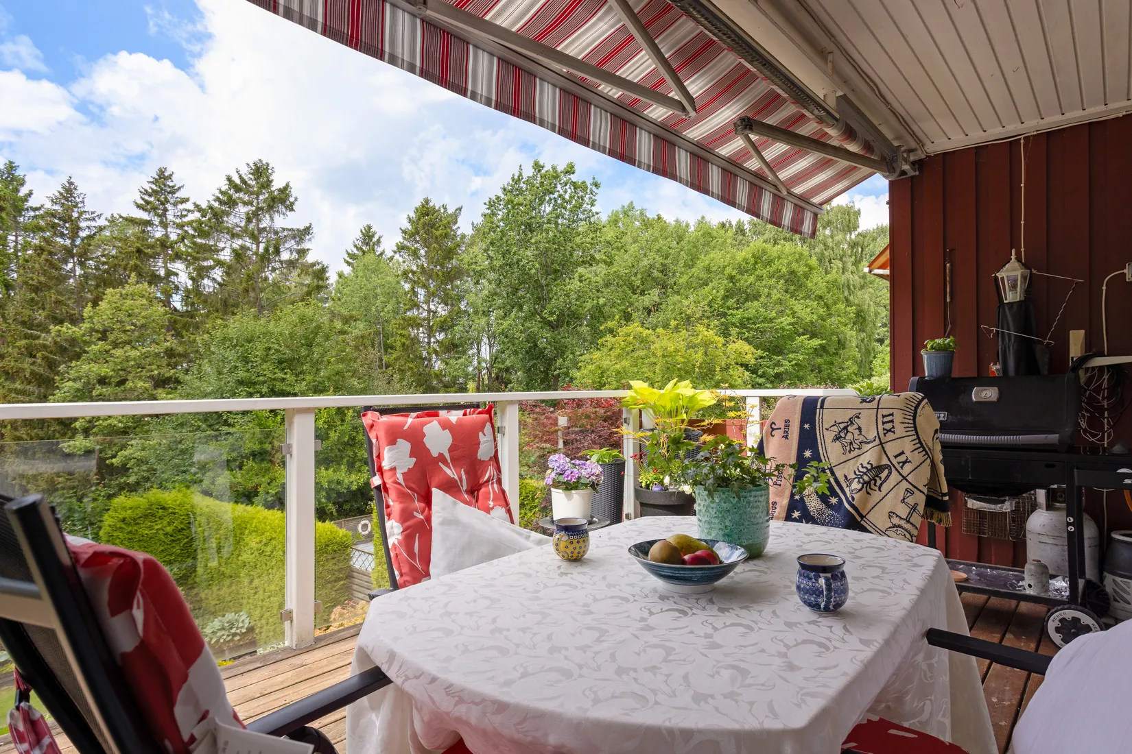 Villa, Radhus, Stallbacken 14, Viksjö, Järfälla