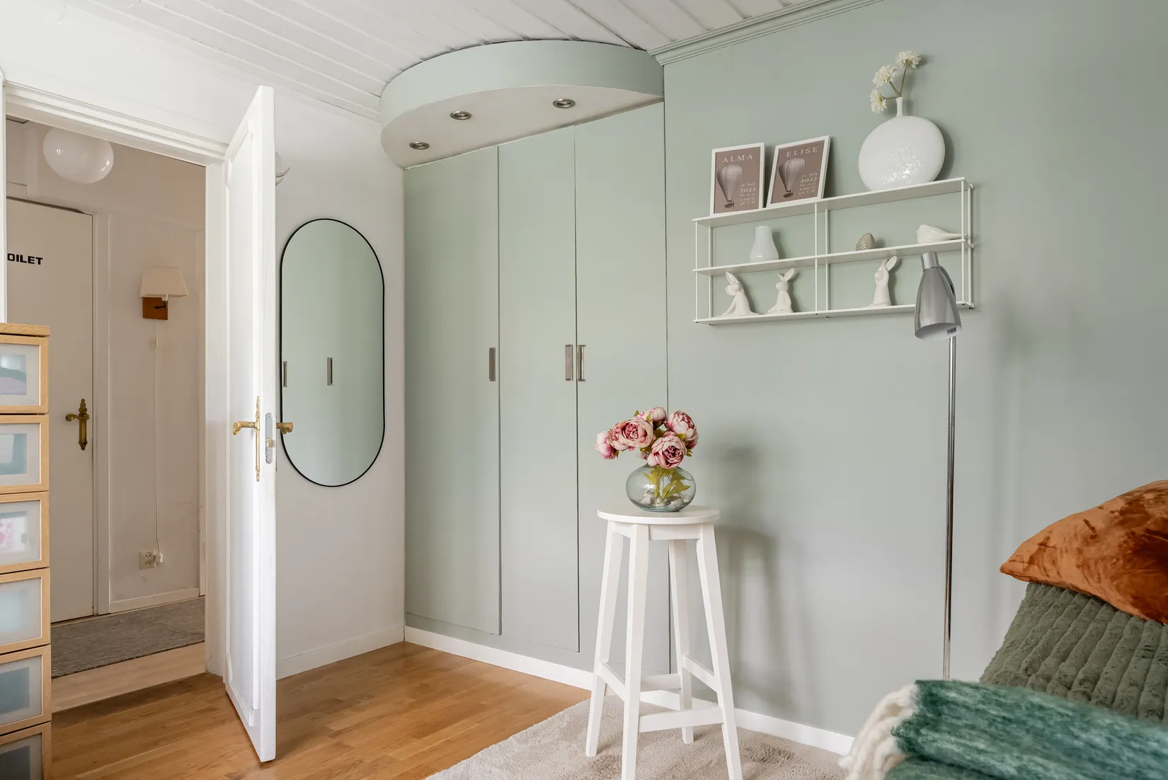 Villa, Radhus, Yrkesvägen 77, Snättringe, Huddinge