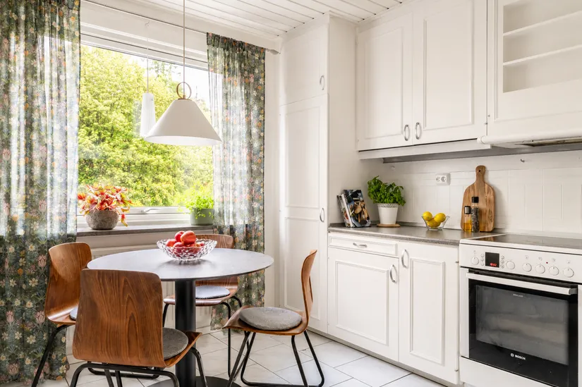 Villa, Radhus, Yrkesvägen 77, Snättringe, Huddinge