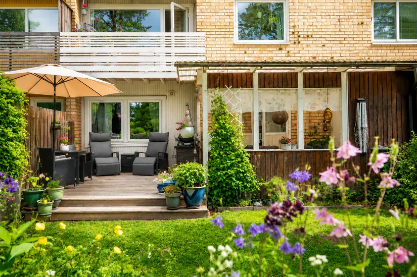 Villa, Radhus, Yrkesvägen 77, Snättringe, Huddinge