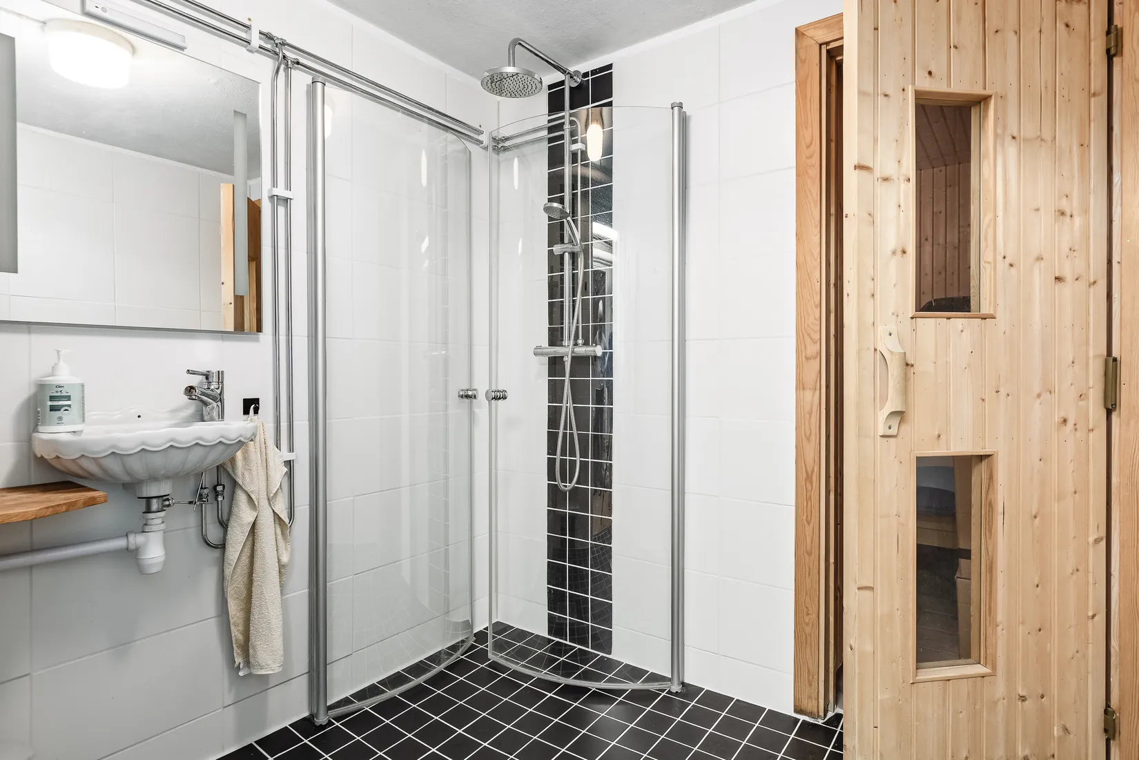 Villa, Sörmlandsgatan 24, Katrineholm Söder, Katrineholm