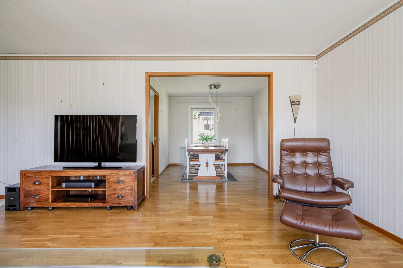 Villa, Betesvägen 43, Bondsjöhöjden, Härnösand