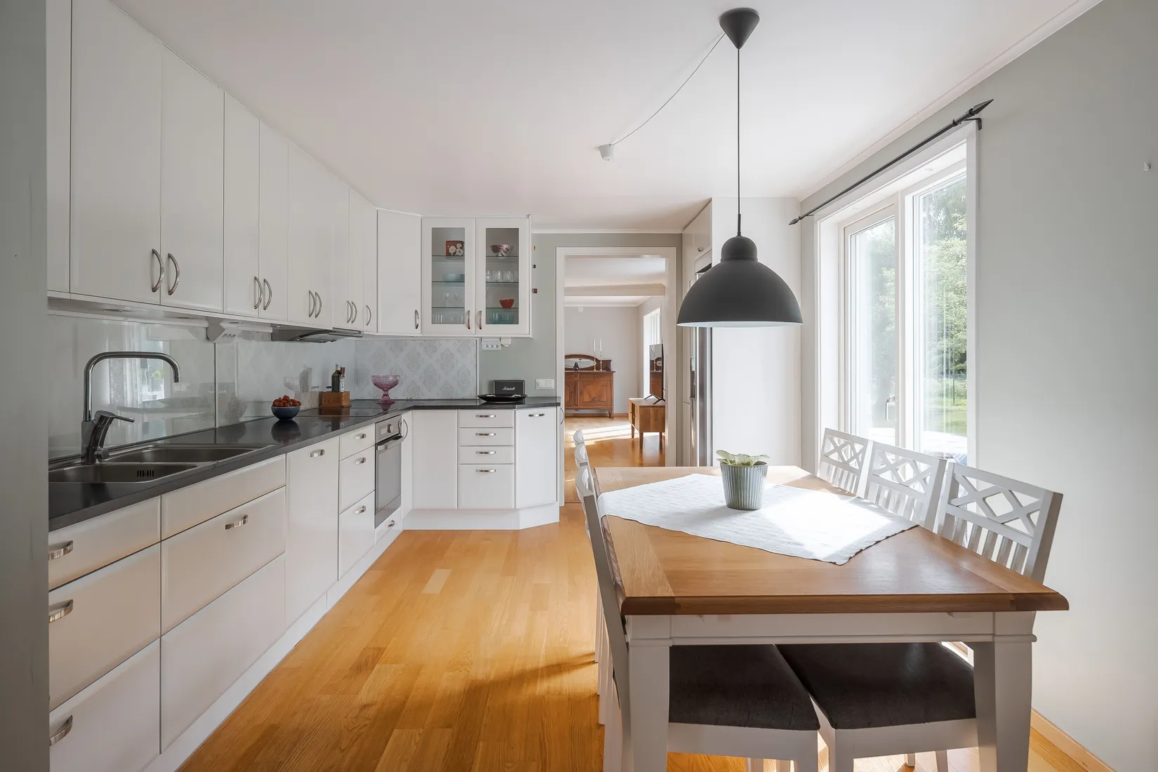 Villa, Sågvägen 18, Skeastan, Tibro