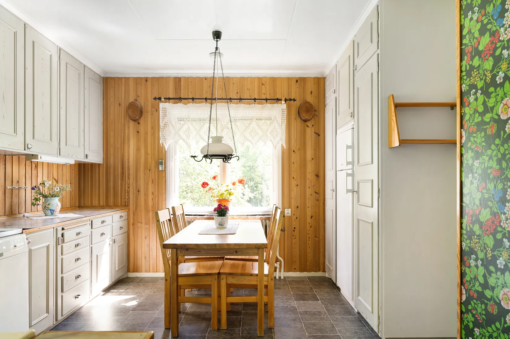 Villa, Herrgårdsvägen 20, Guldsmedshyttan, Lindesberg