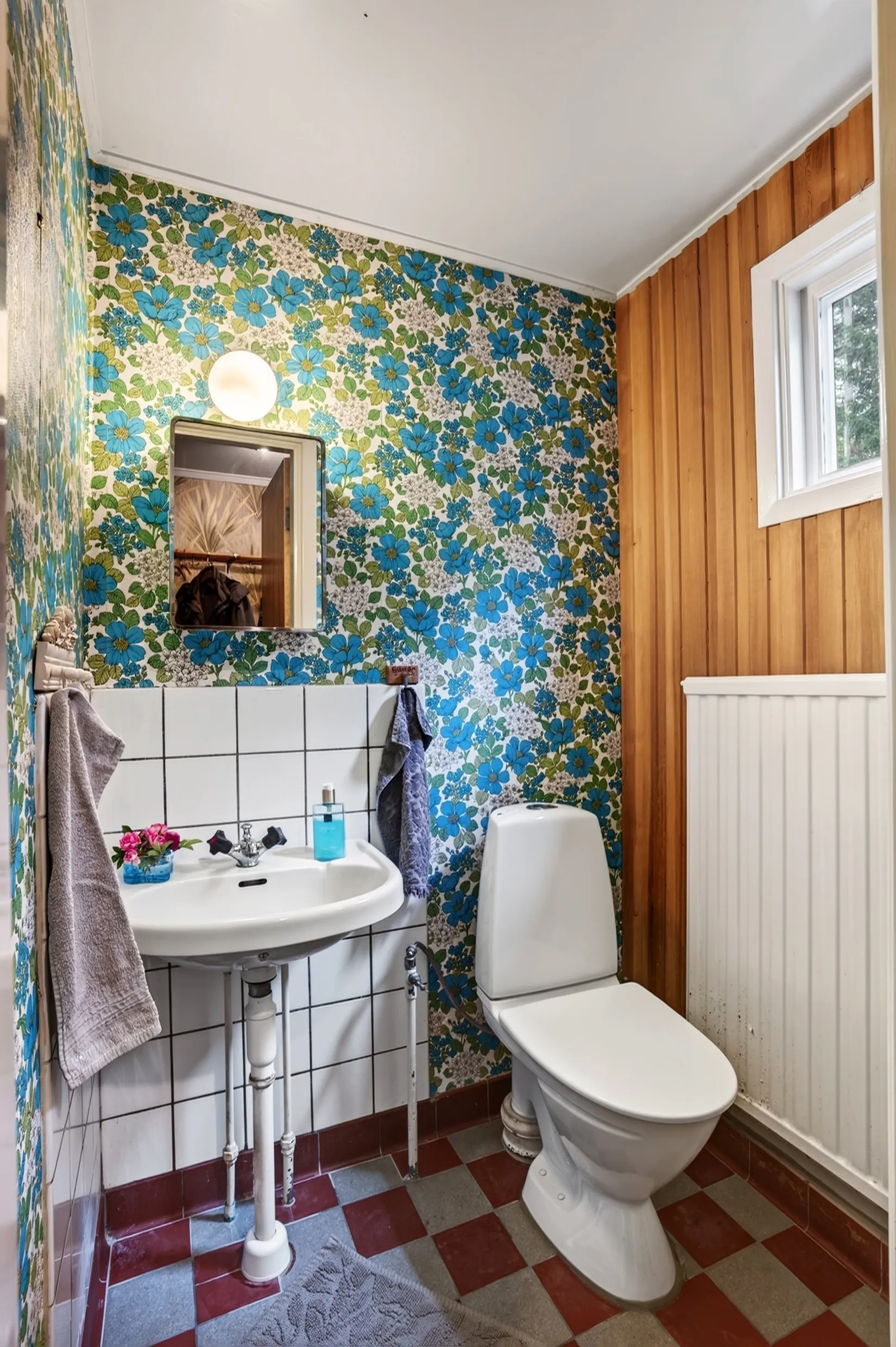 Villa, Herrgårdsvägen 20, Guldsmedshyttan, Lindesberg