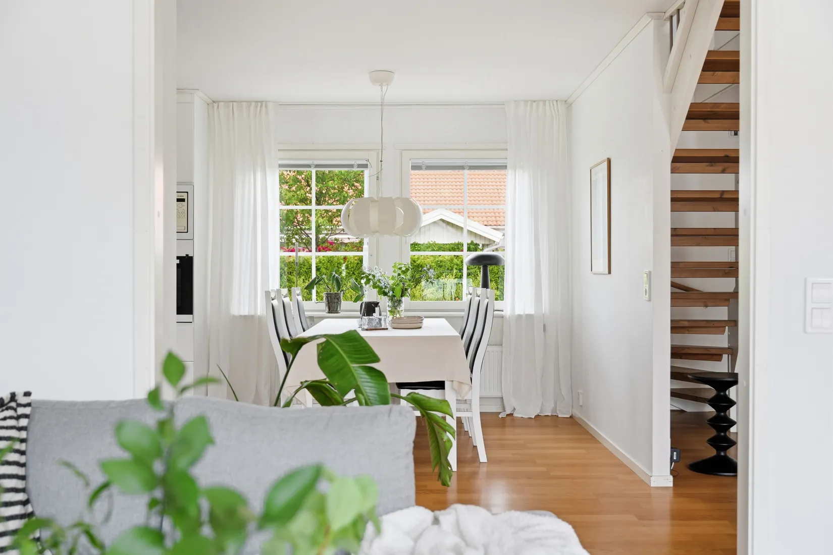 Villa, Backsippsvägen 5, Lövstalöt, Uppsala