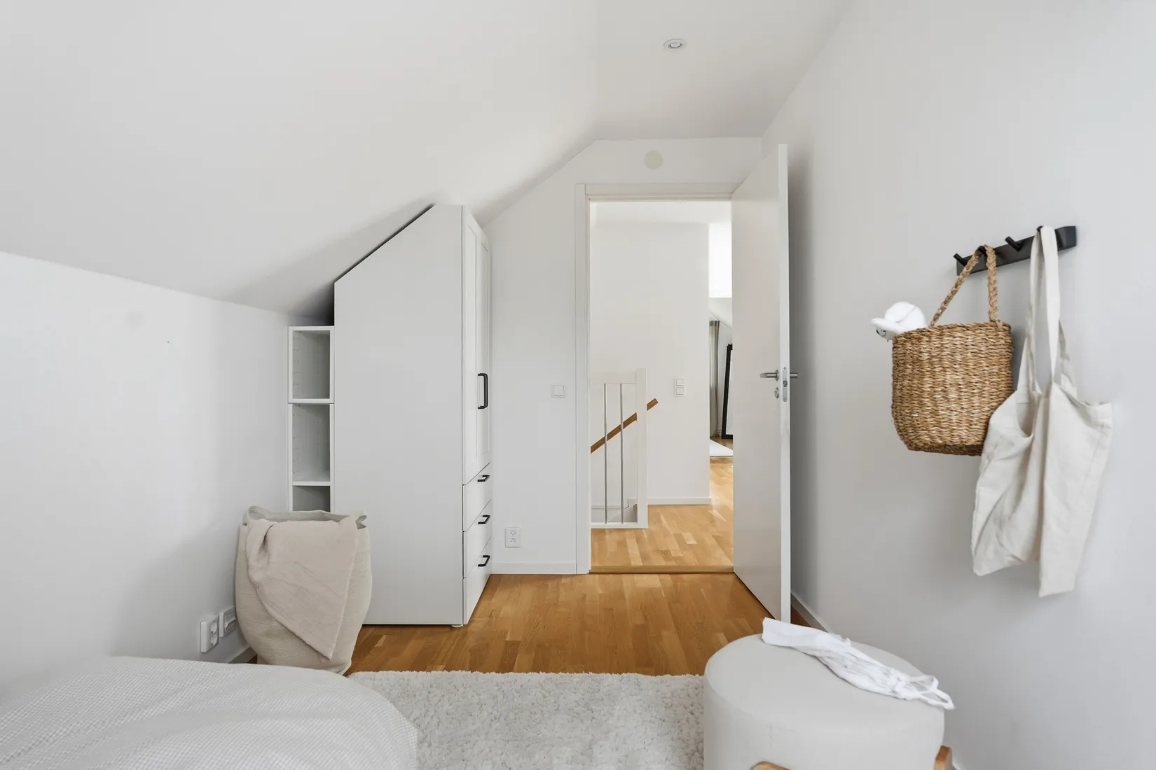 Villa, Backsippsvägen 5, Lövstalöt, Uppsala