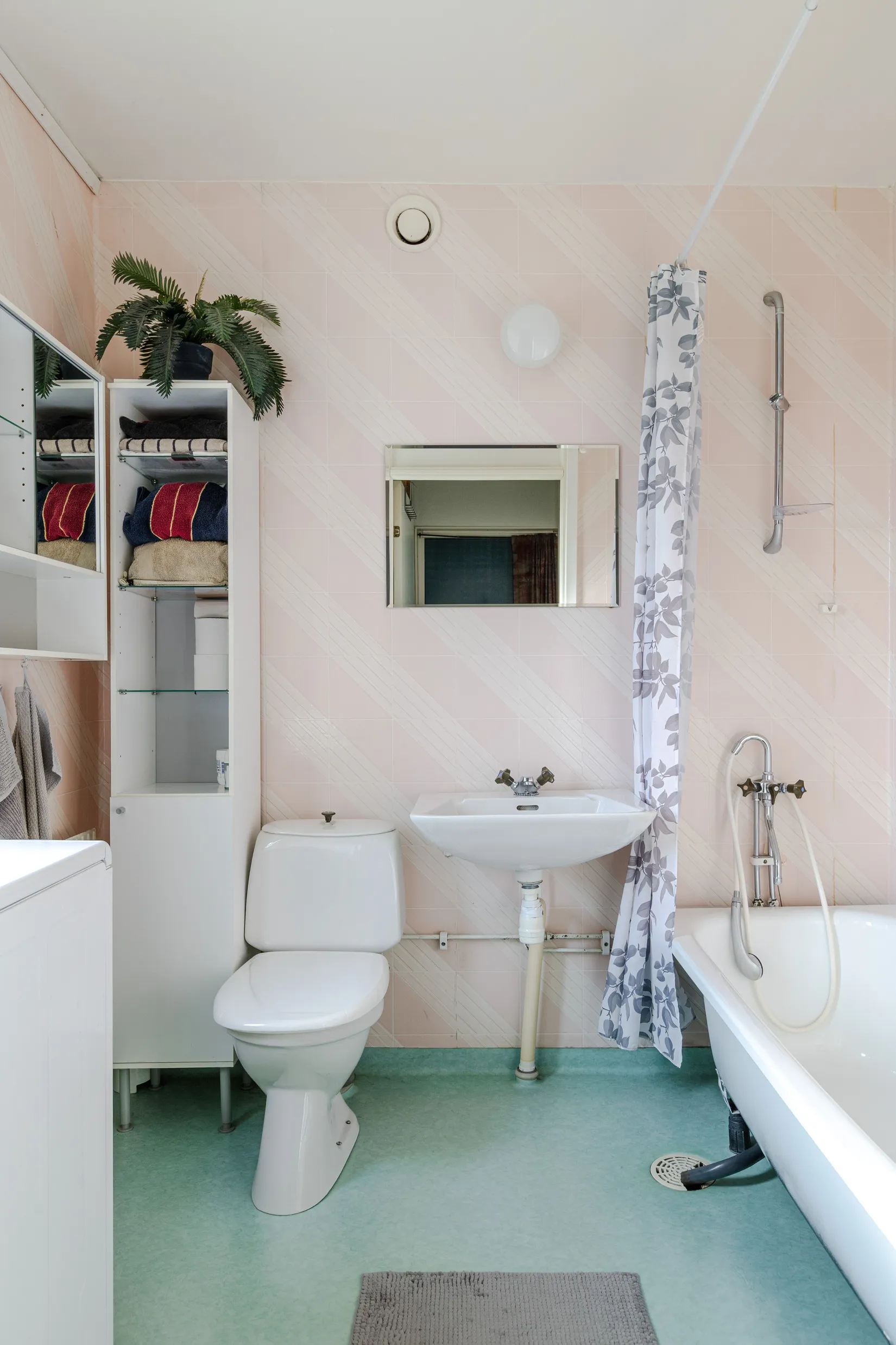 Bostadsrätt, Järdalavägen 104, Ekholmen, Linköping
