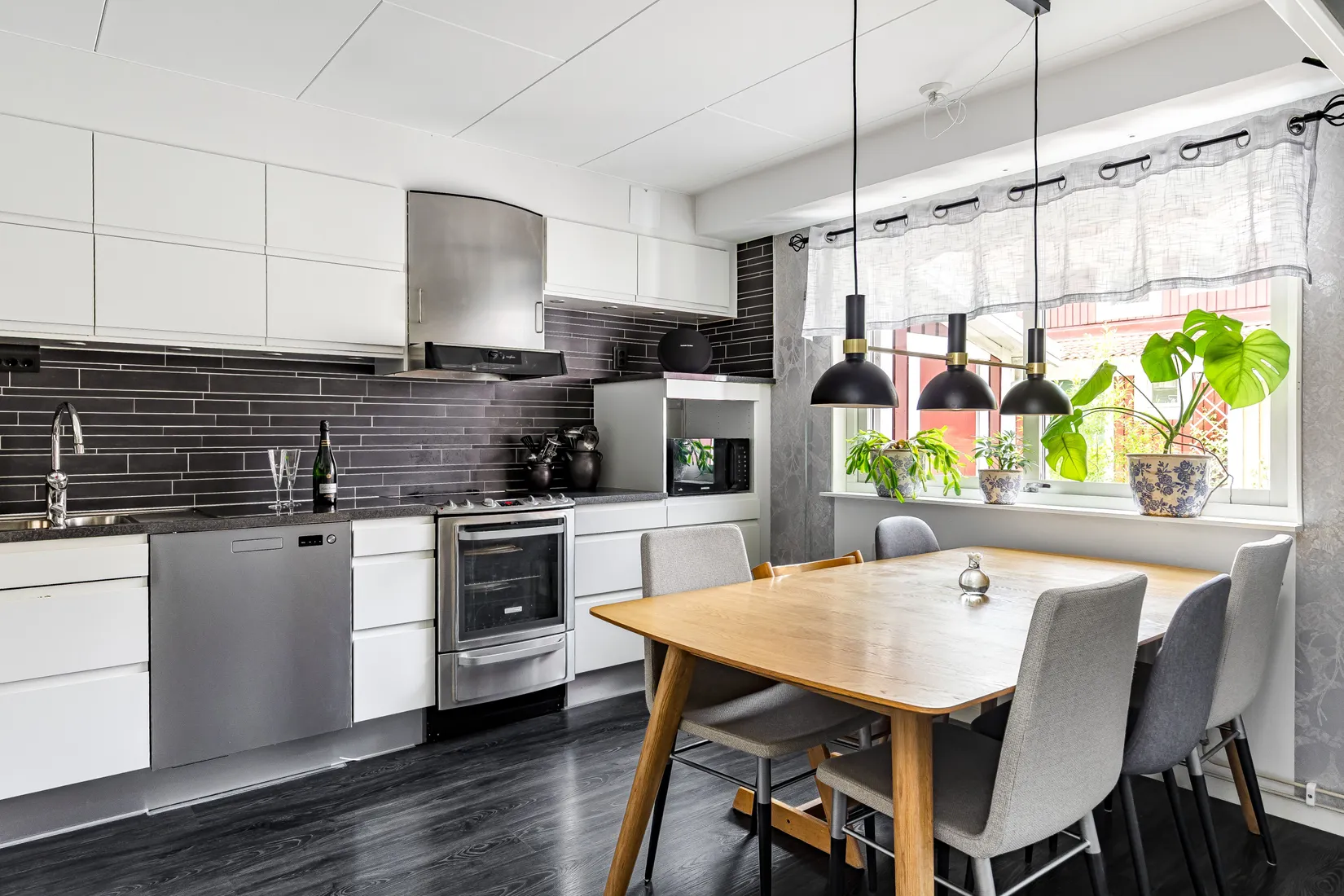 Villa, Radhus, Middagsgatan 33, Vidingsjö, Linköping