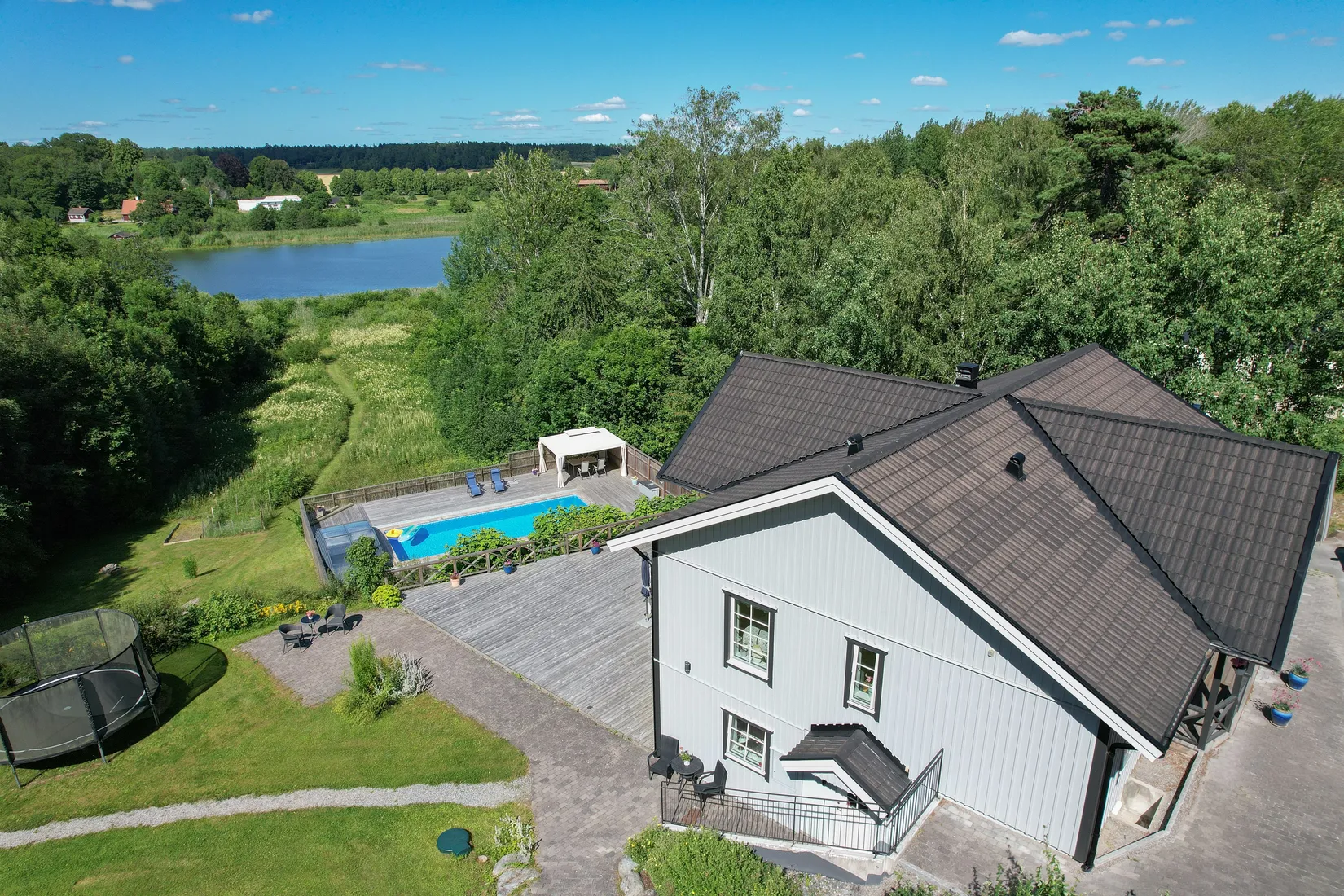 Villa, Bergsrundan 4, Helgö, Ekerö