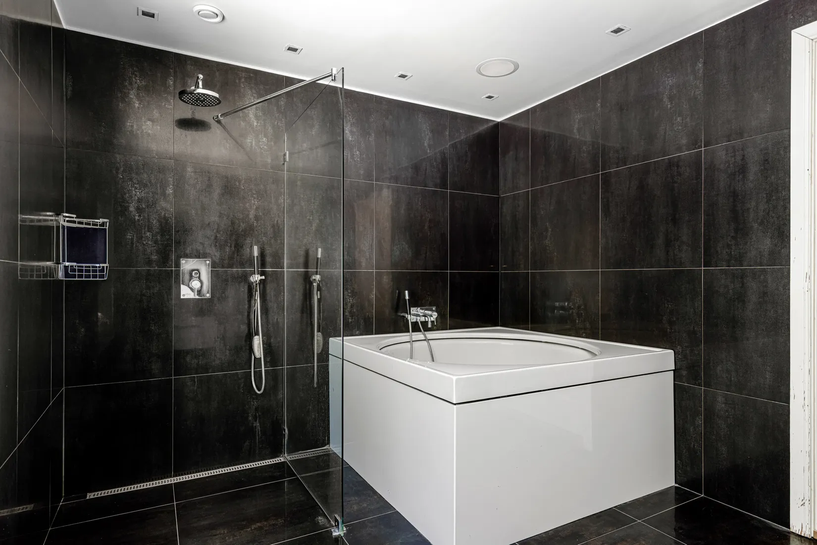 Villa, Bergsrundan 4, Helgö, Ekerö