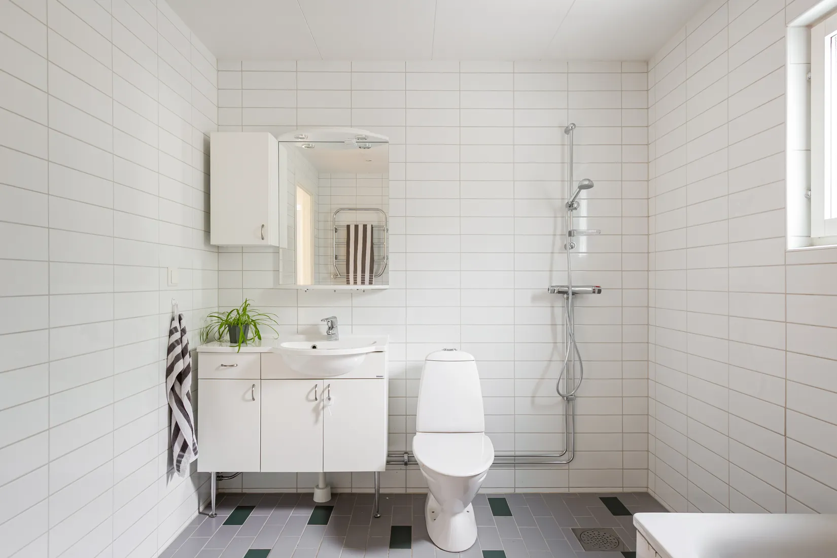 Bostadsrätt, Hälledagsvägen 7, Bålsta Håby kommun Uppsala, Håbo