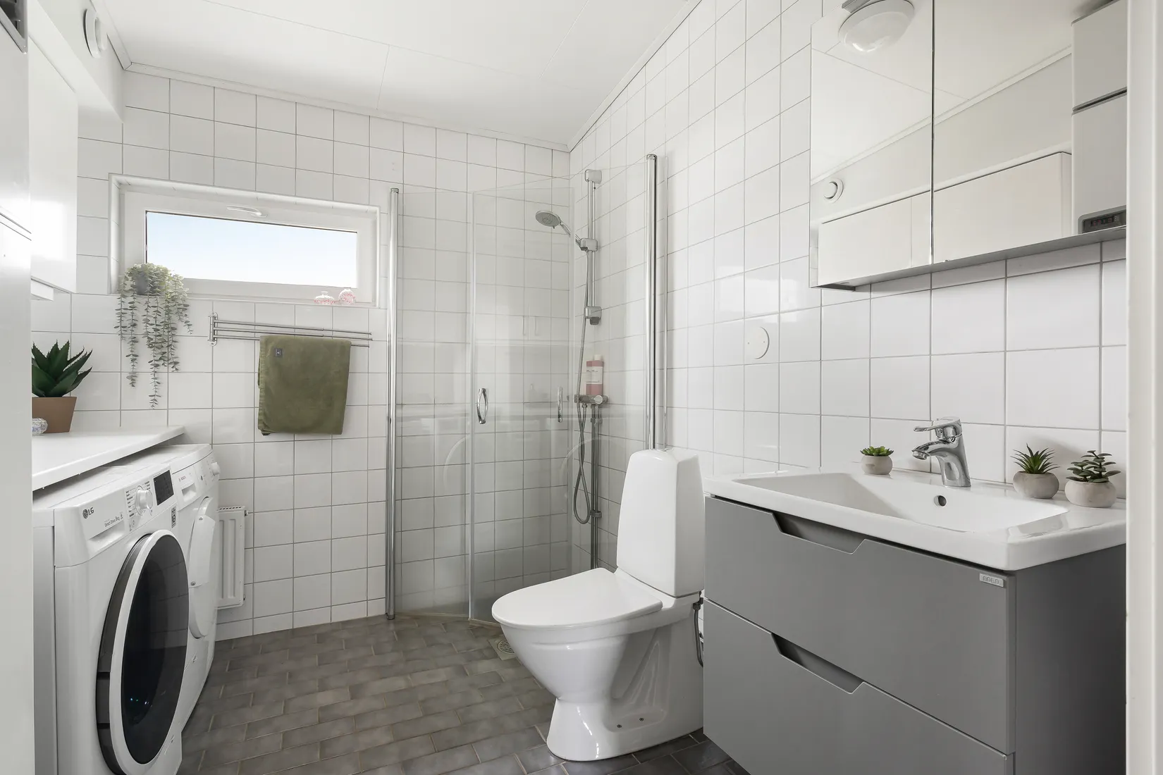 Bostadsrätt, Nidarosslingan 22A, Skälby, Järfälla