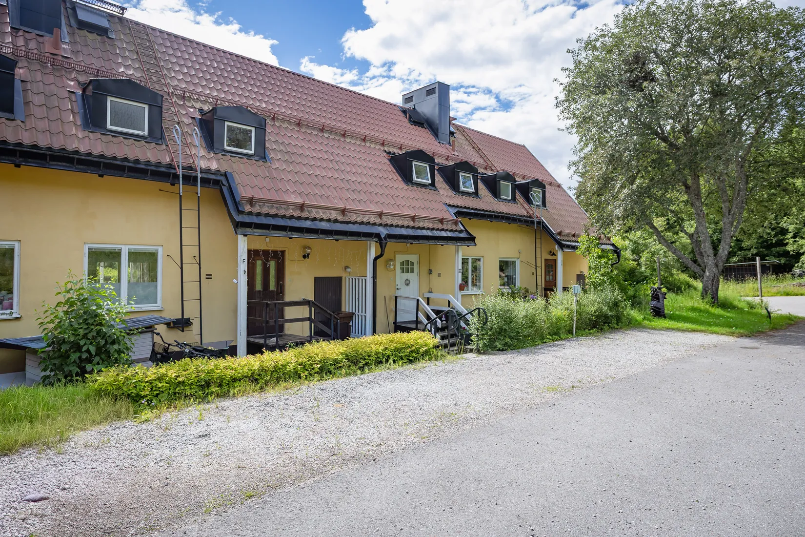 Radhus, Hällevägen 11F, Hemmanet, Sundsvall