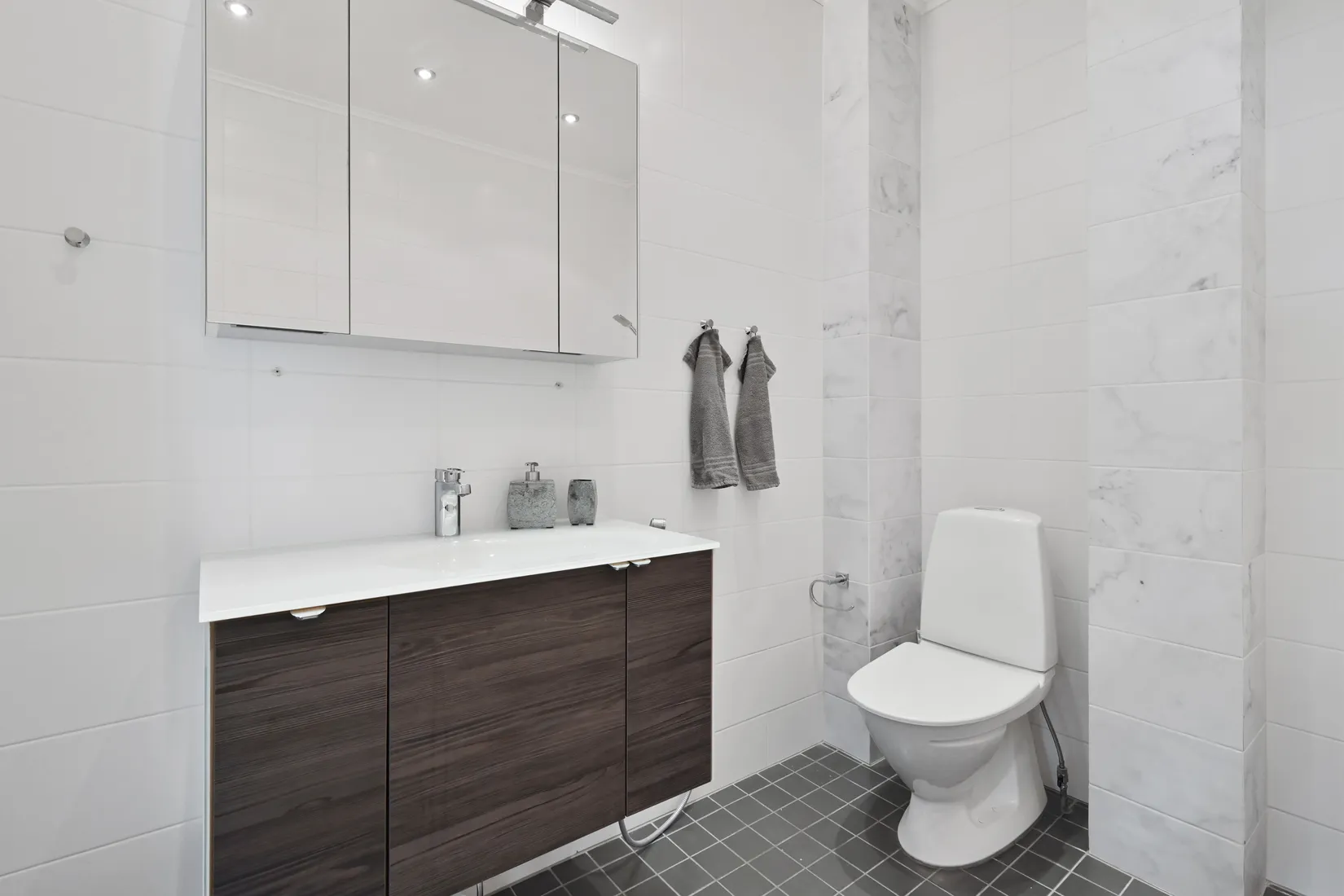 Bostadsrätt, Radhus, Fruängsvägen 23B, Odenslunda, Upplands Väsby