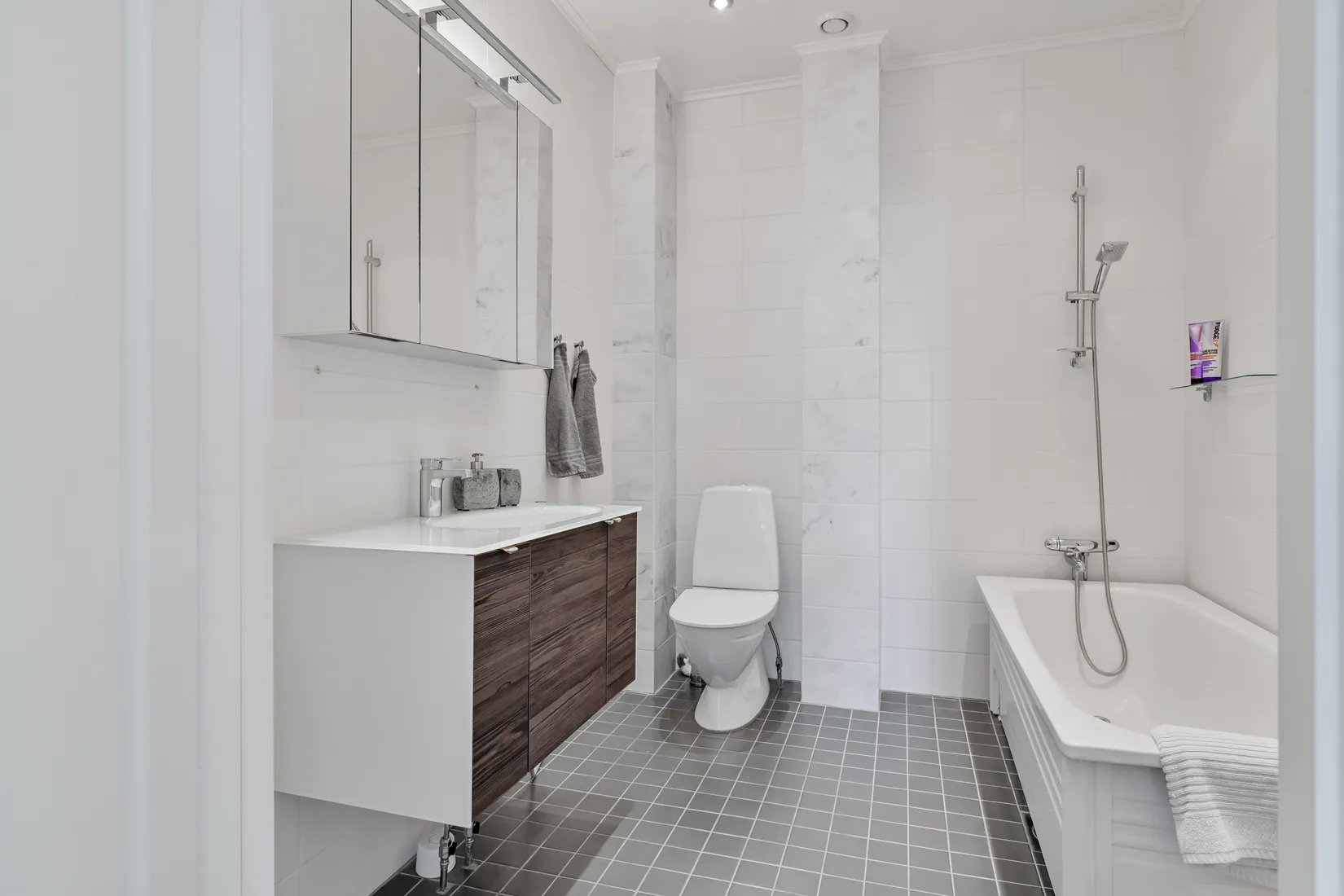 Bostadsrätt, Radhus, Fruängsvägen 23B, Odenslunda, Upplands Väsby