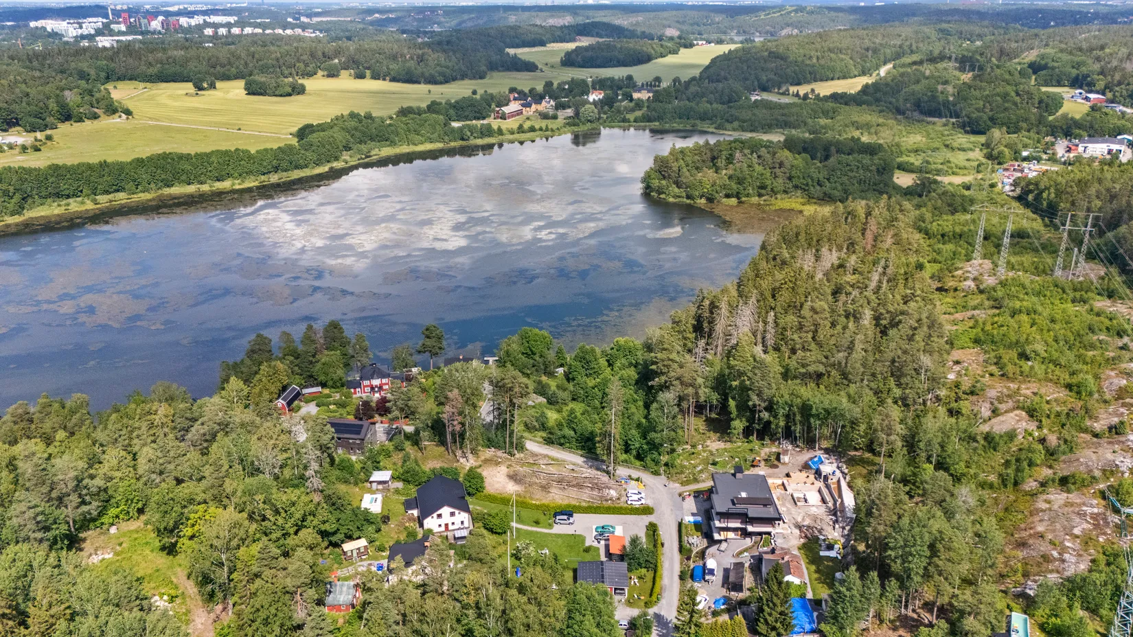 Tomt, Aspenvägen 225 & 227, Tumba, Botkyrka
