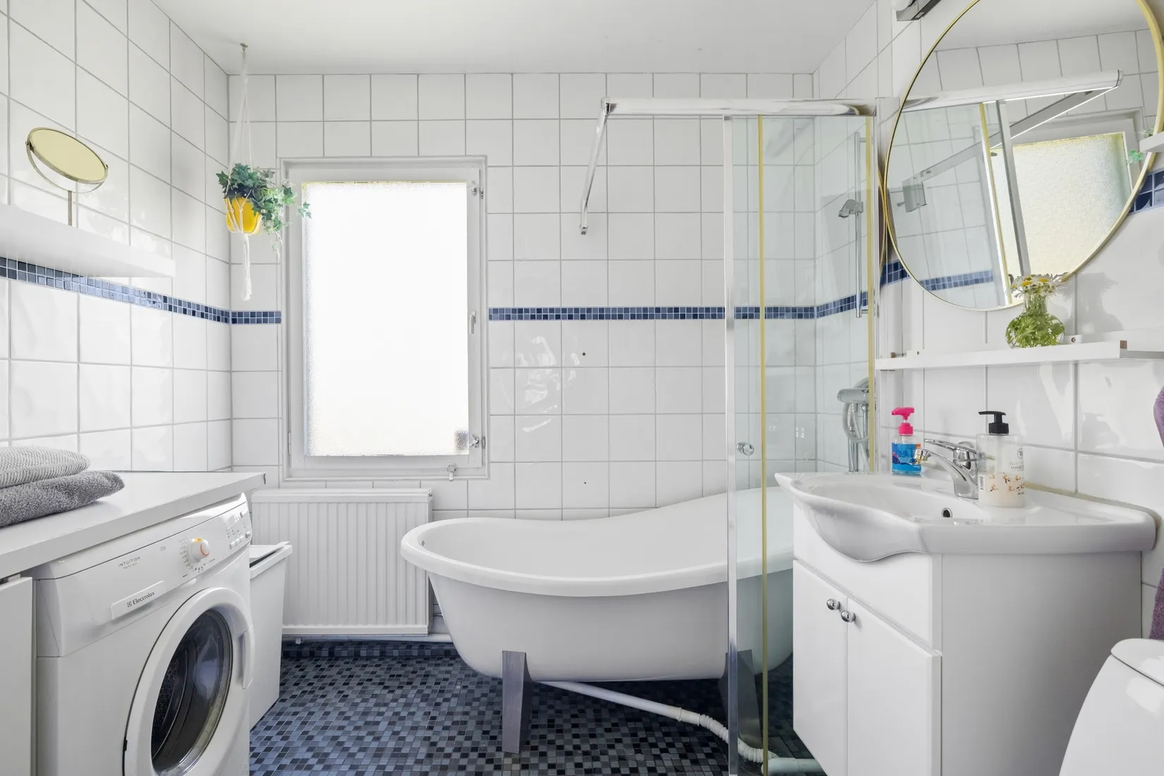 Bostadsrätt, Hallonvägen 96, bv, Tibble, Upplands-Bro