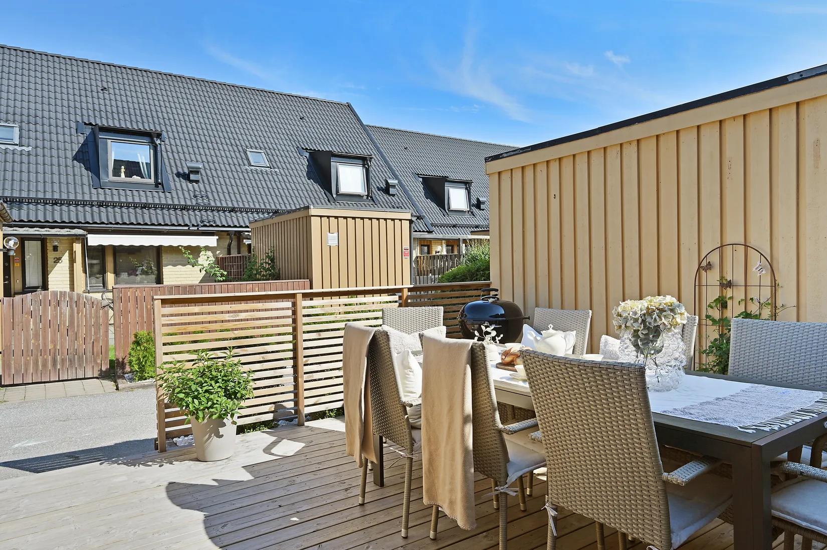 Radhus, Stora Björnens Gränd 29, Skälby, Järfälla