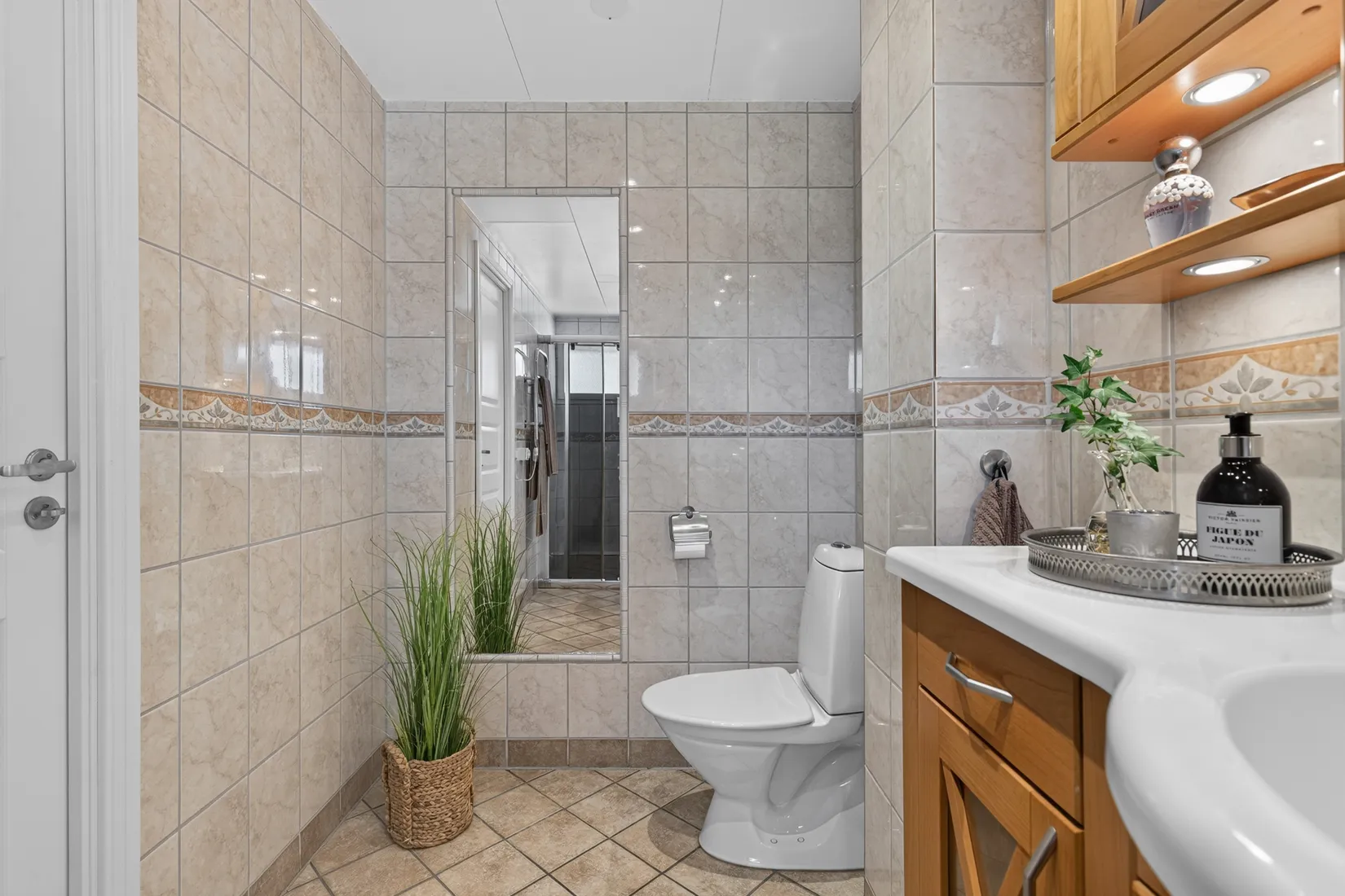 Villa, Bondgårdsgatan 16M, Kumla Centralt, Kumla