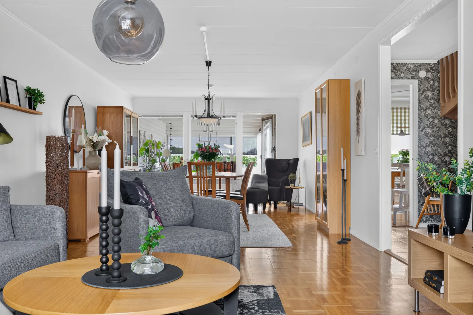 Villa, Bondgårdsgatan 16M, Kumla Centralt, Kumla